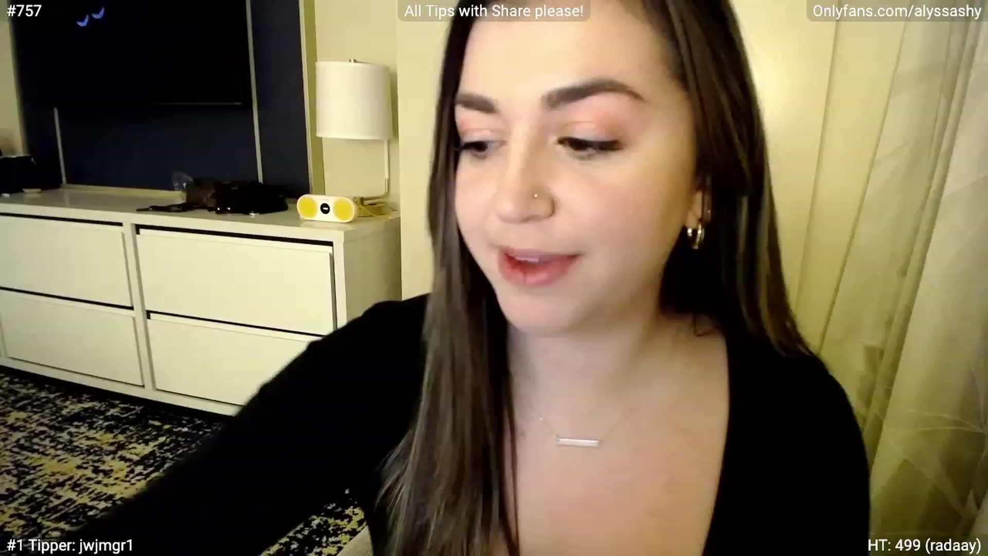 Gallery image thumbnail from AlyssaShy's myfreecams stream on, 01/05/2023, 02:46 image 8 of 20