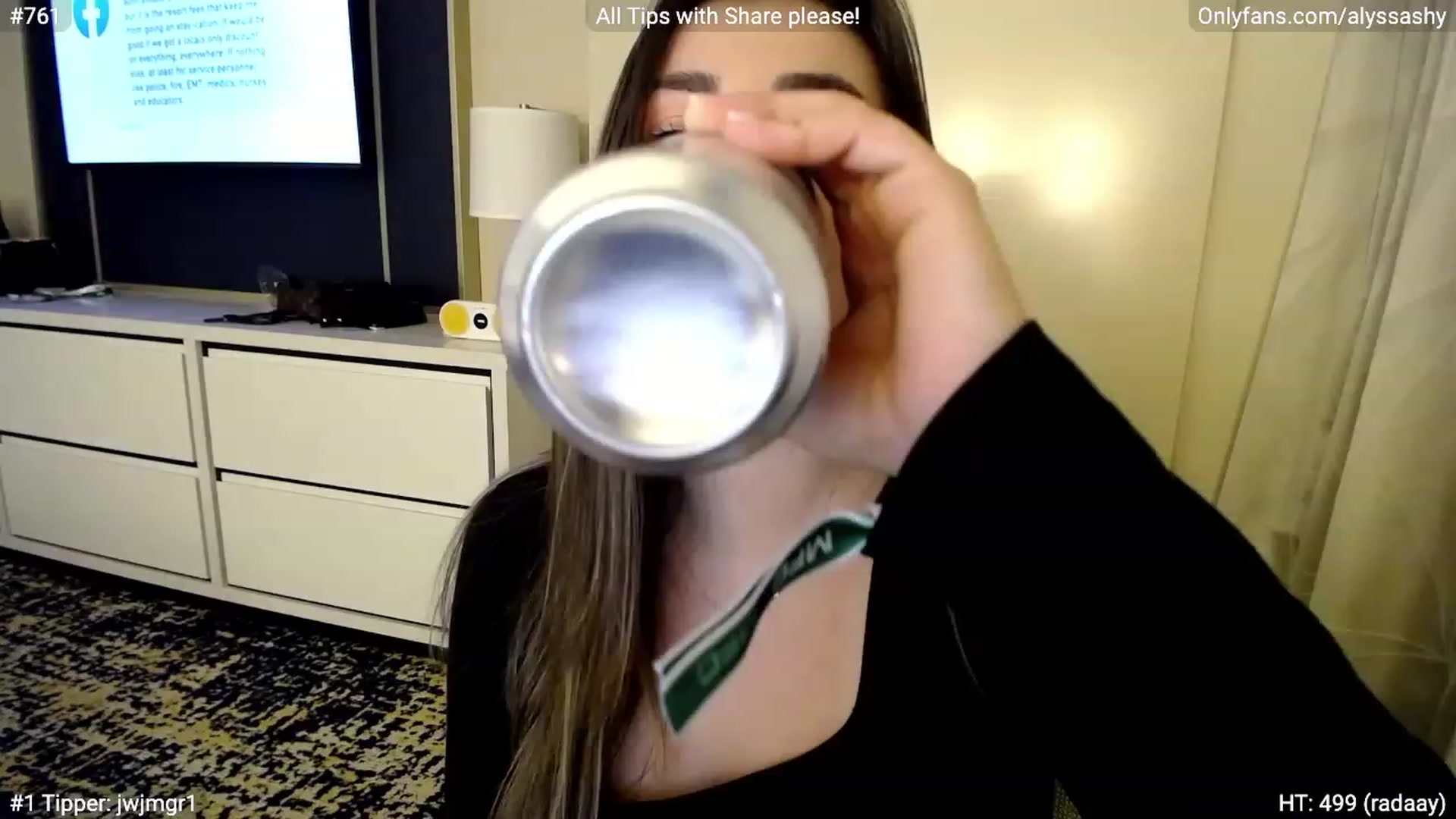 Gallery image thumbnail from AlyssaShy's myfreecams stream on, 01/05/2023, 02:46 image 1 of 20