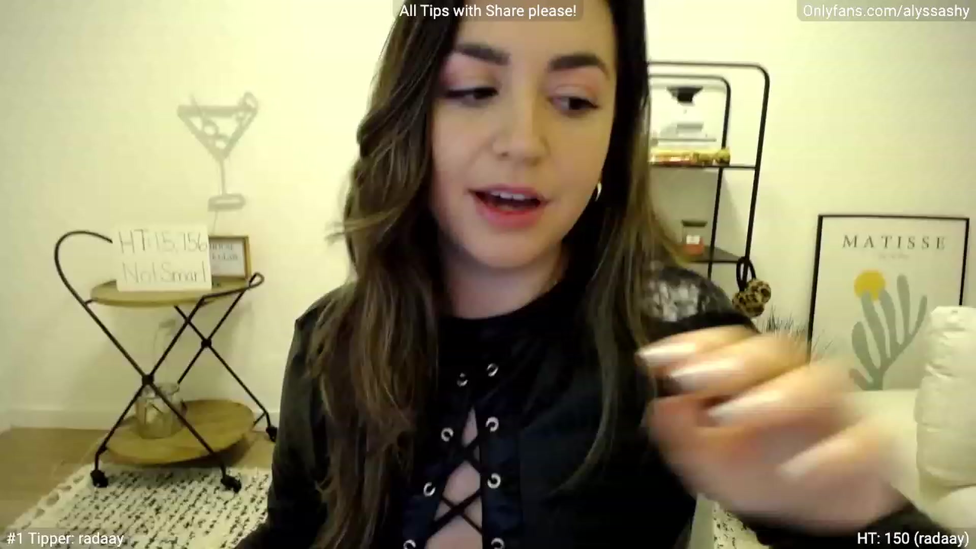 Gallery image thumbnail from AlyssaShy's myfreecams stream on, 01/25/2023, 23:31 image 6 of 20