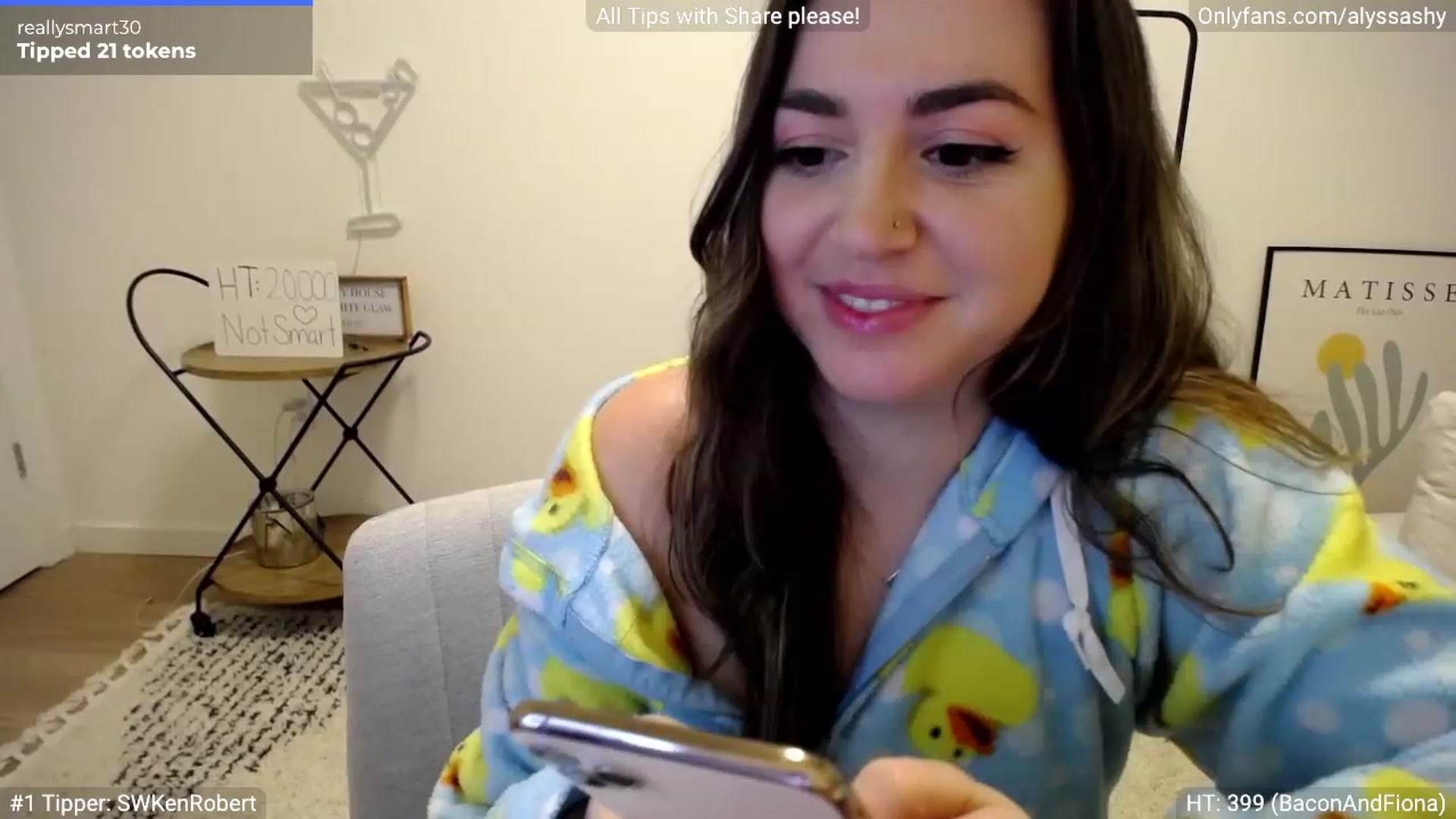 Gallery image thumbnail from AlyssaShy's myfreecams stream on, 01/31/2023, 24:18 image 14 of 20