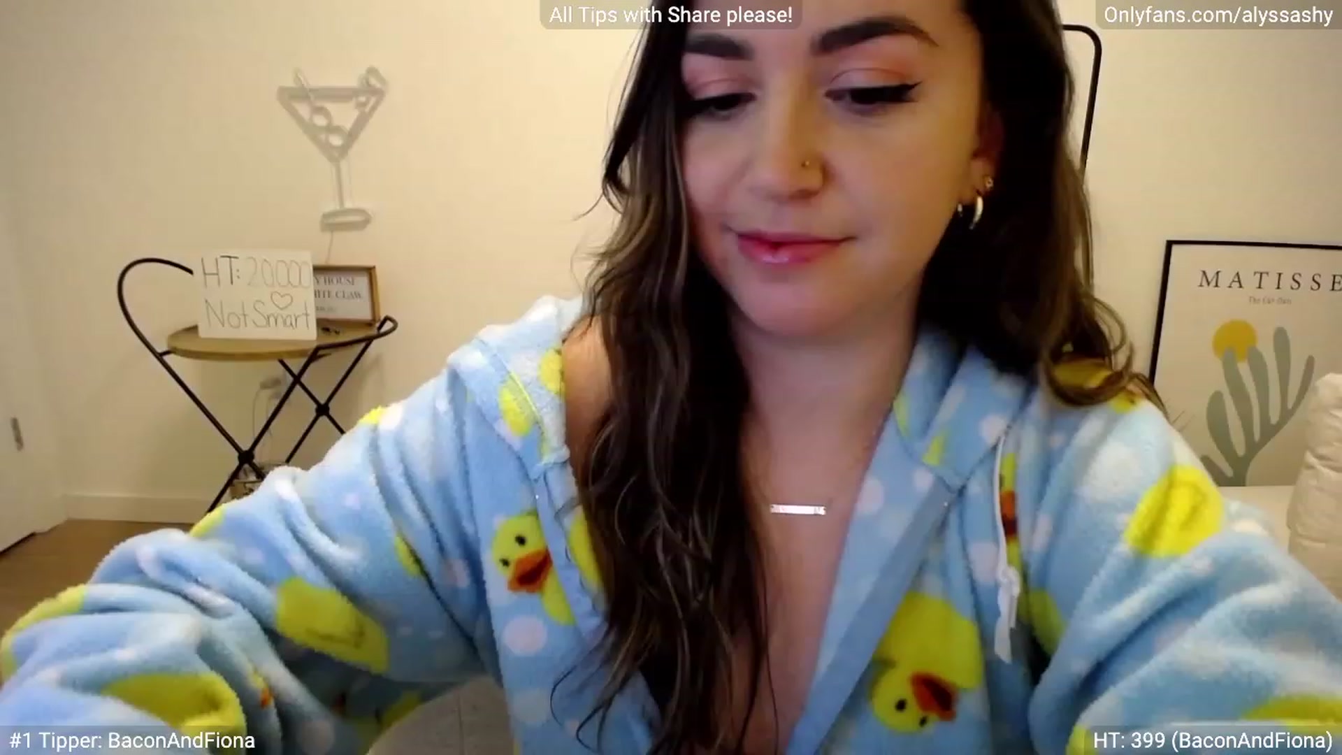 Gallery image thumbnail from AlyssaShy's myfreecams stream on, 01/31/2023, 24:18 image 6 of 20