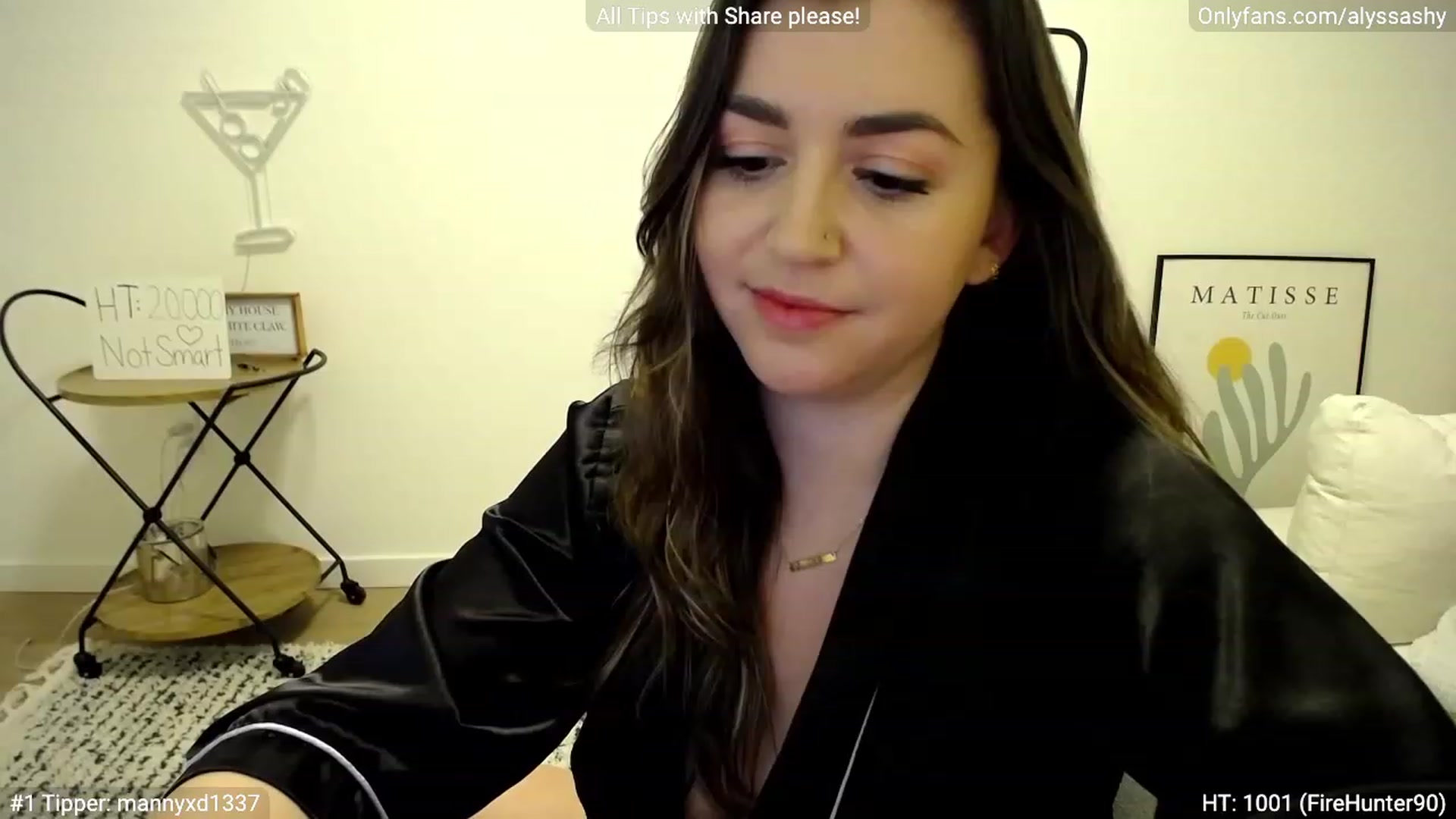 Gallery image thumbnail from AlyssaShy's myfreecams stream on, 02/01/2023, 24:04 image 16 of 20