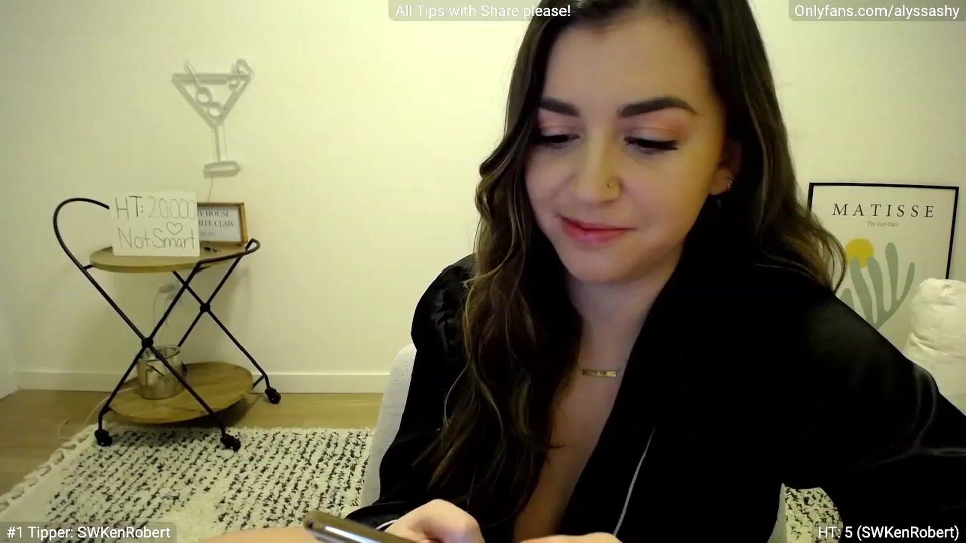 Gallery image thumbnail from AlyssaShy's myfreecams stream on, 02/01/2023, 24:04 image 4 of 20