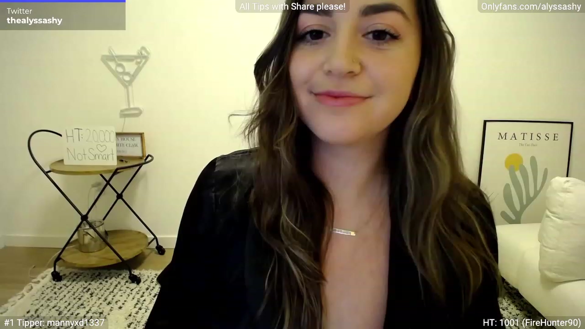 Gallery image thumbnail from AlyssaShy's myfreecams stream on, 02/01/2023, 24:04 image 18 of 20