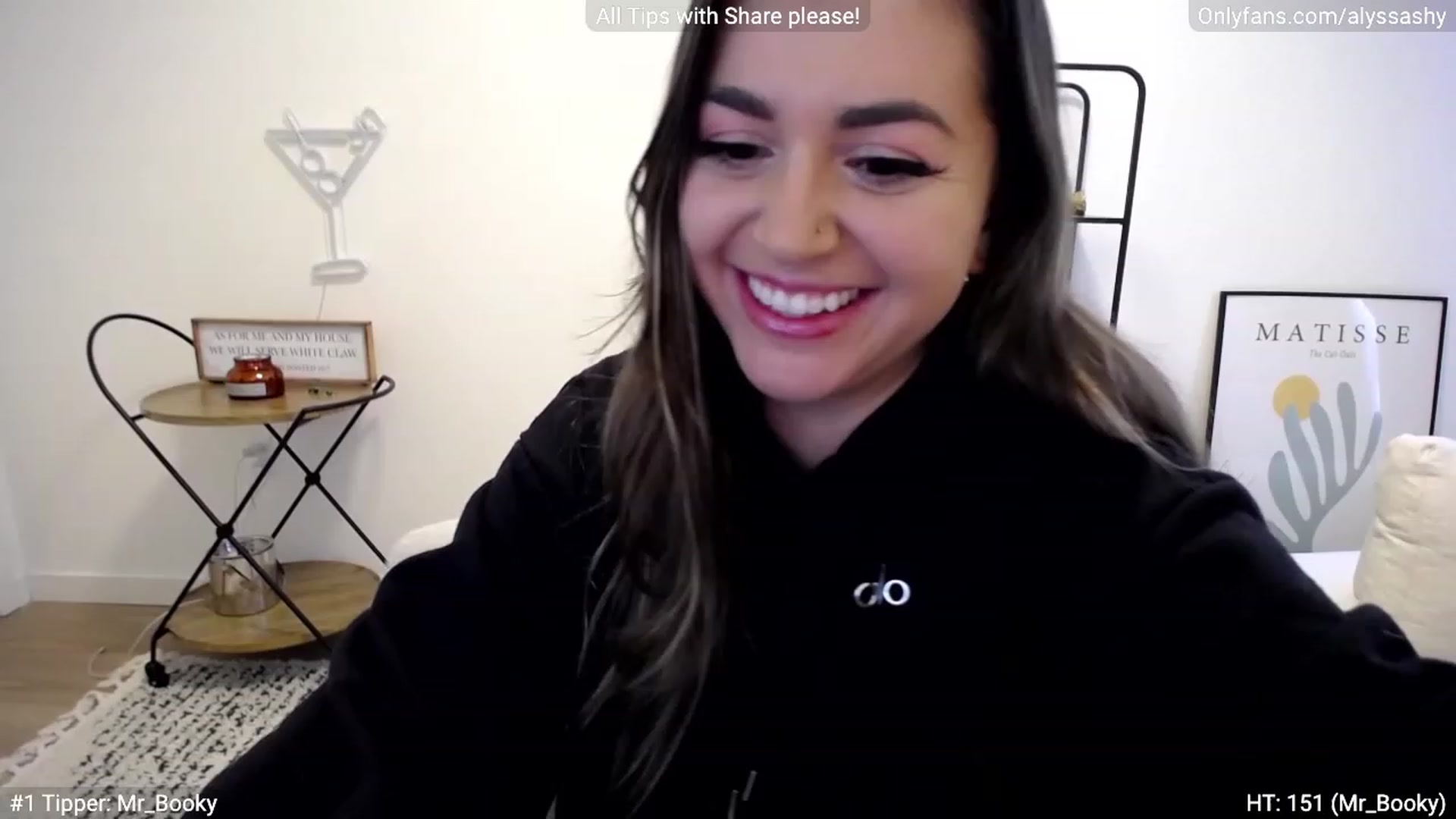 Gallery image thumbnail from AlyssaShy's myfreecams stream on, 02/02/2023, 21:08 image 6 of 20