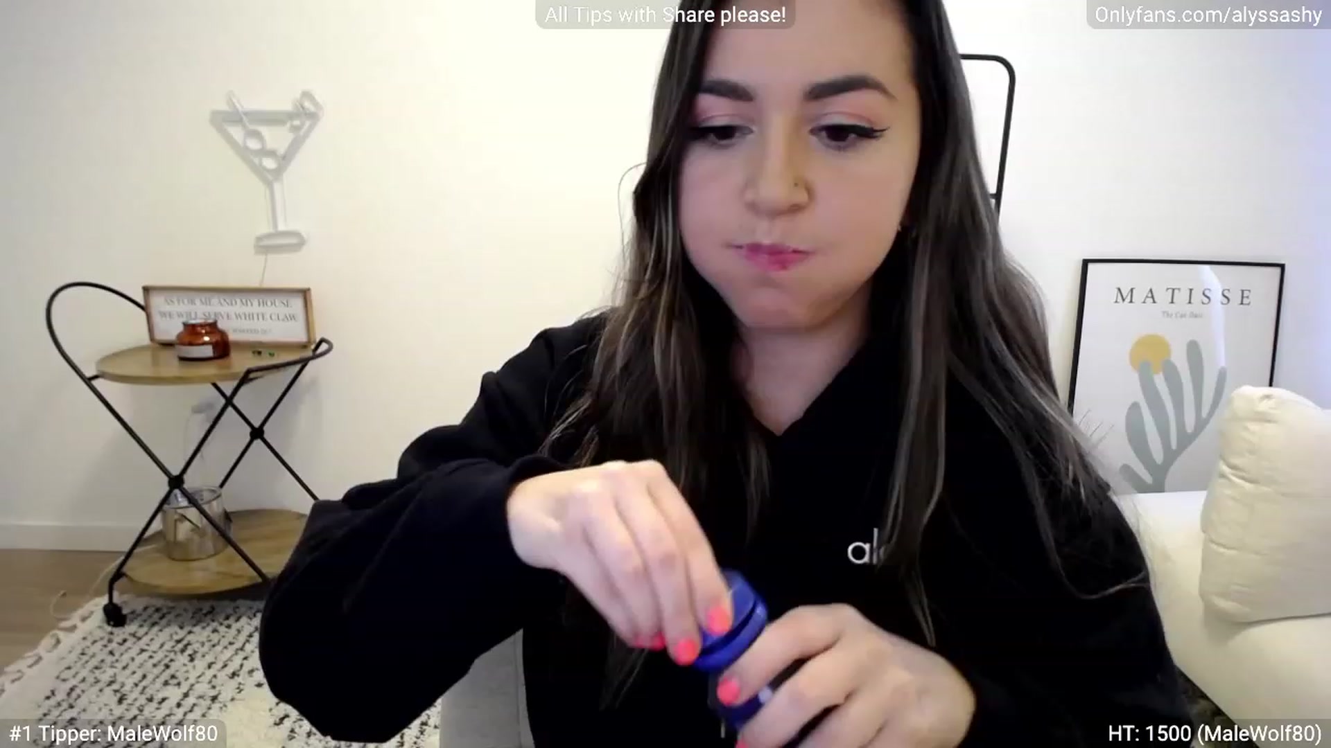 Gallery image thumbnail from AlyssaShy's myfreecams stream on, 02/02/2023, 21:08 image 16 of 20