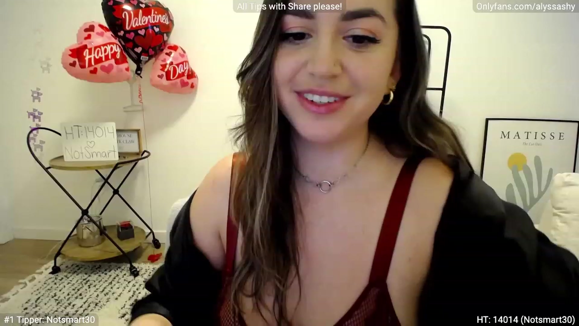 Gallery image thumbnail from AlyssaShy's myfreecams stream on, 02/14/2023, 22:27 image 13 of 20