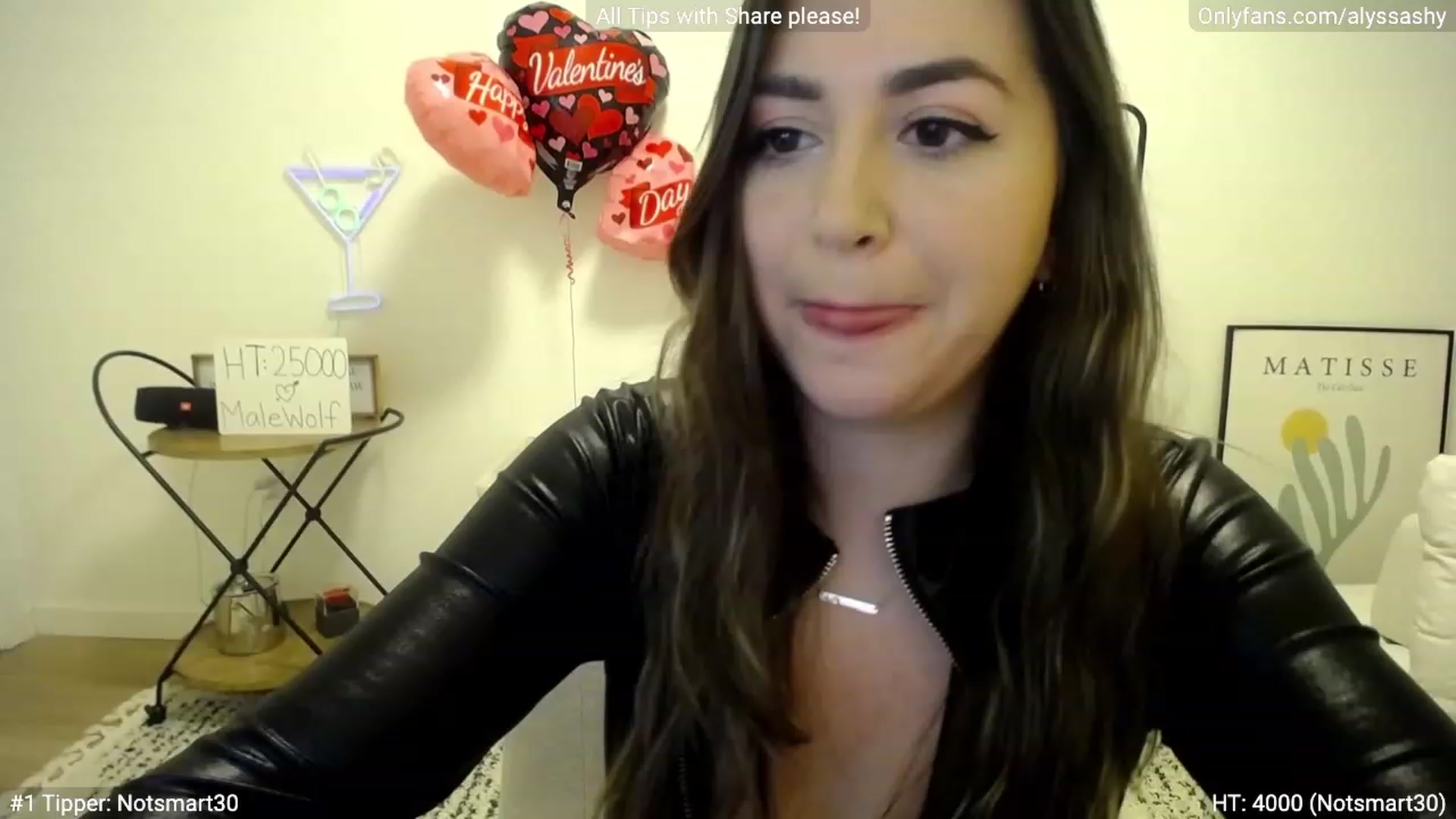 Gallery image thumbnail from AlyssaShy's myfreecams stream on, 02/19/2023, 24:00 image 7 of 20