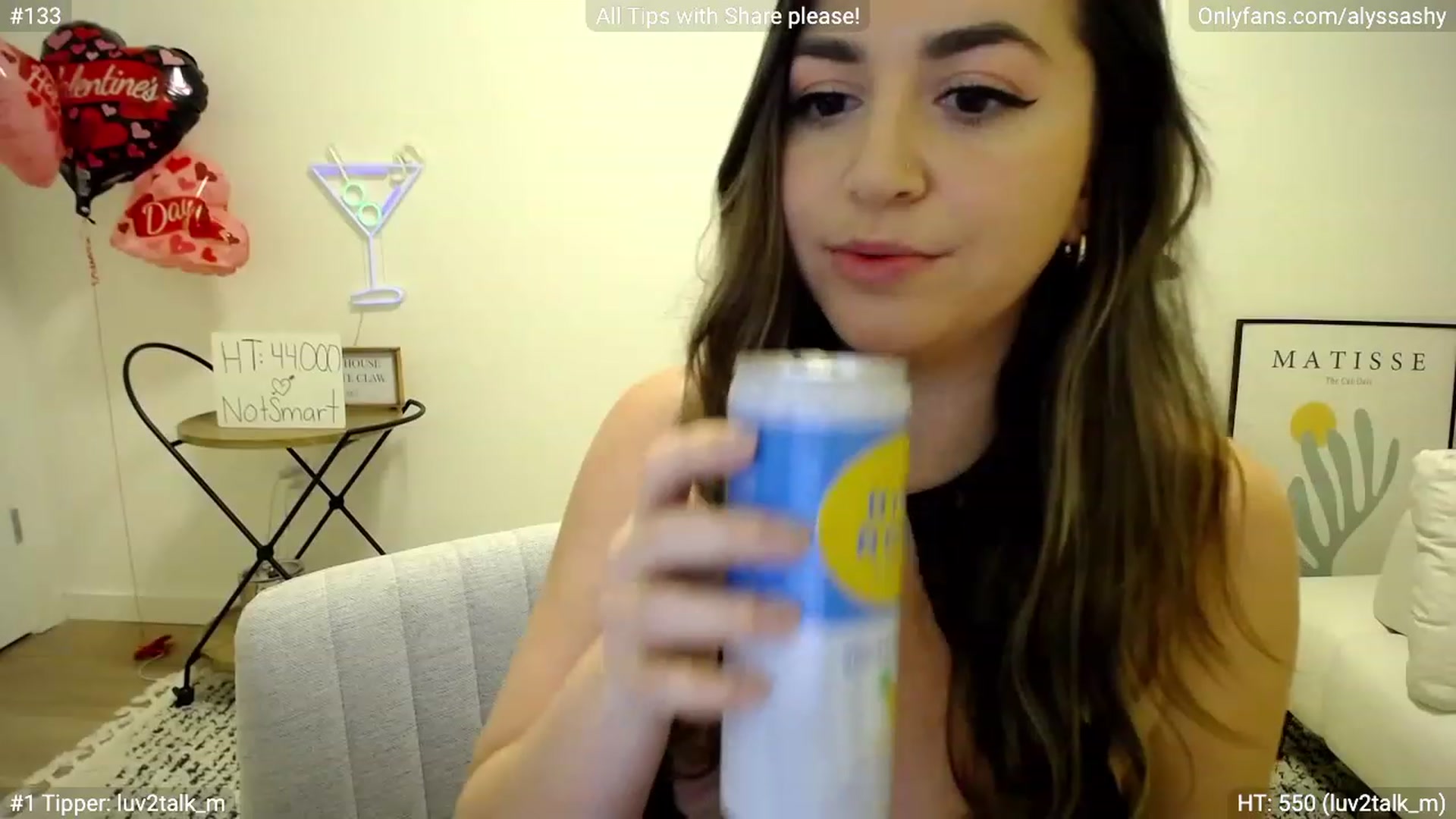 Gallery image thumbnail from AlyssaShy's myfreecams stream on, 02/25/2023, 24:03 image 11 of 20