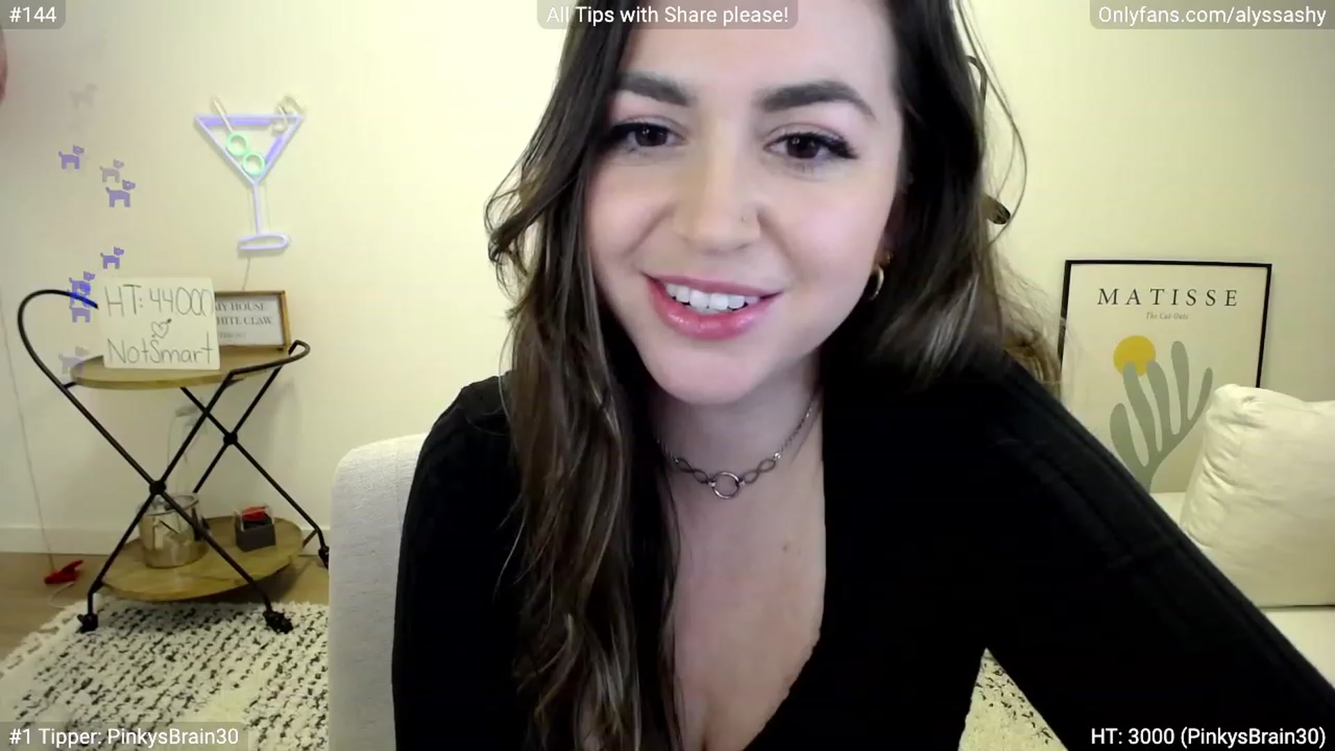 Gallery image thumbnail from AlyssaShy's myfreecams stream on, 03/01/2023, 24:38 image 19 of 20