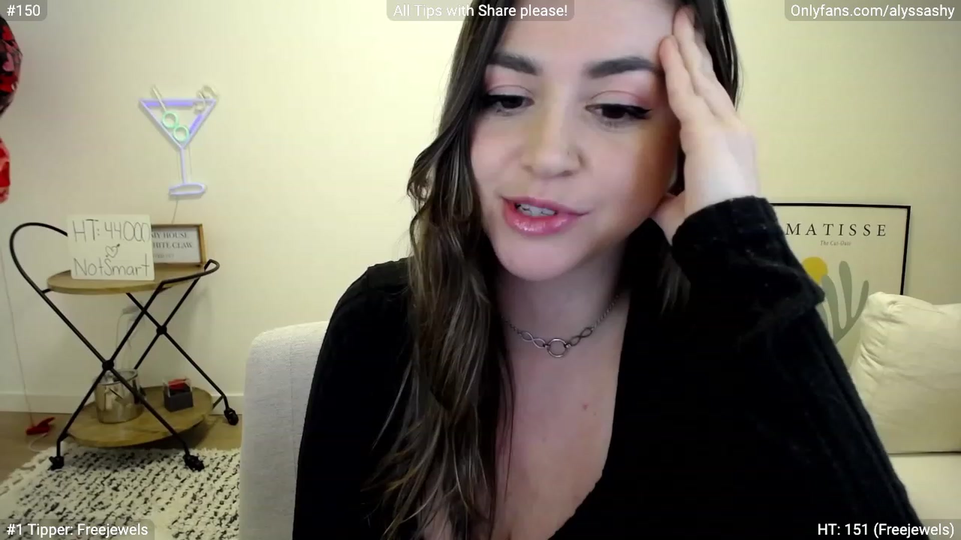 Gallery image thumbnail from AlyssaShy's myfreecams stream on, 03/01/2023, 24:38 image 14 of 20