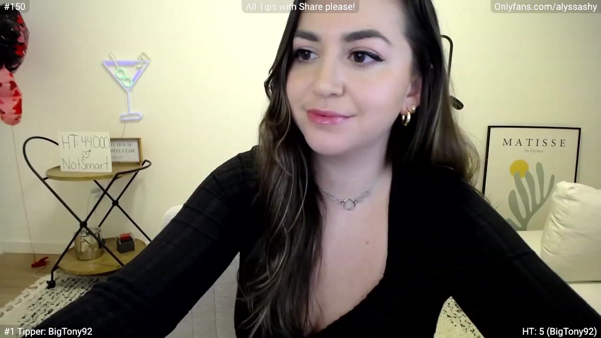 Gallery image thumbnail from AlyssaShy's myfreecams stream on, 03/01/2023, 24:38 image 2 of 20
