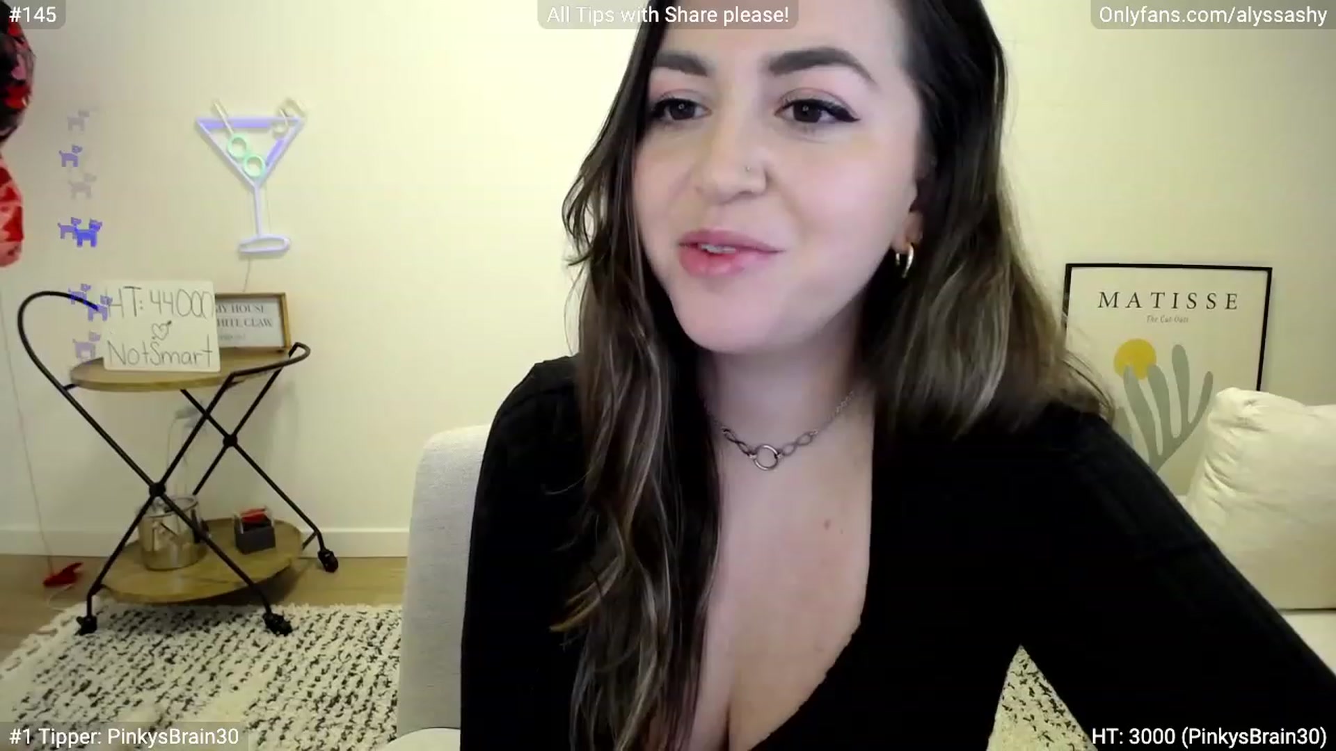 Gallery image thumbnail from AlyssaShy's myfreecams stream on, 03/01/2023, 24:38 image 18 of 20