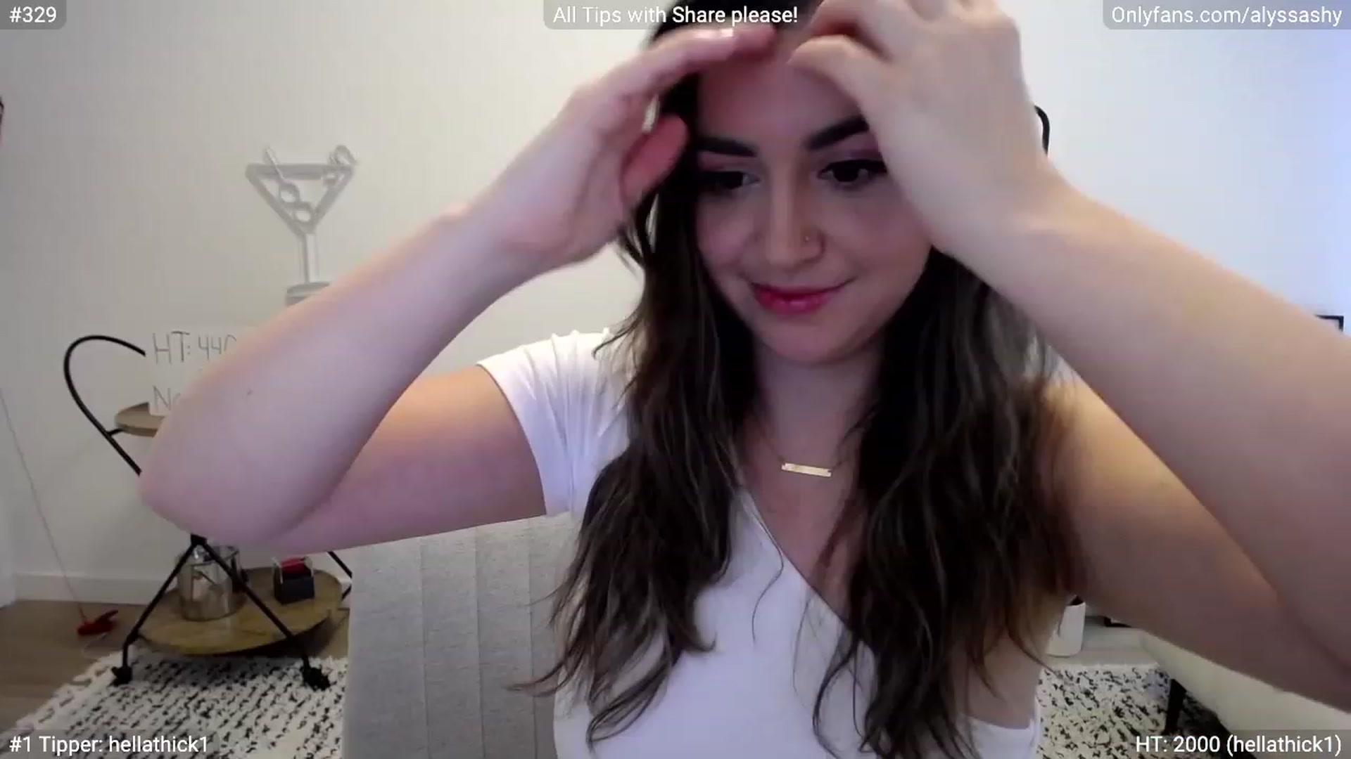 Gallery image thumbnail from AlyssaShy's myfreecams stream on, 03/01/2023, 19:11 image 10 of 20