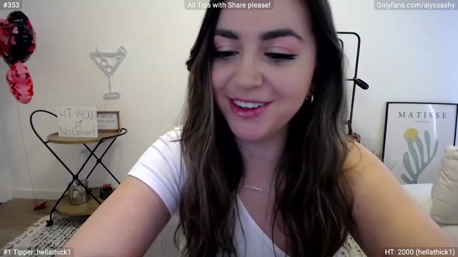 Gallery image thumbnail from AlyssaShy's myfreecams stream on, 03/01/2023, 19:11 image 5 of 20