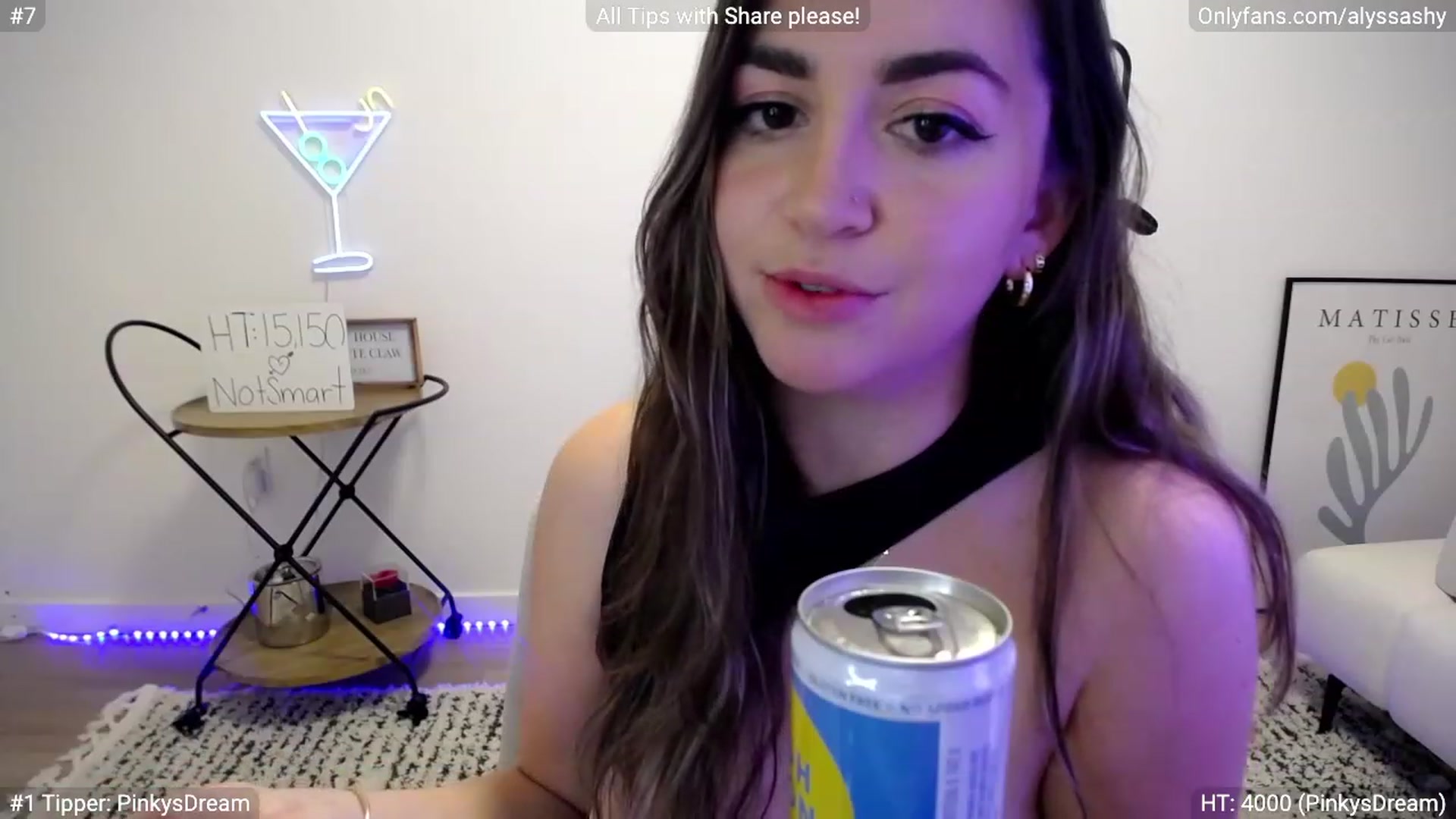 Gallery image thumbnail from AlyssaShy's myfreecams stream on, 03/05/2023, 02:19 image 17 of 20