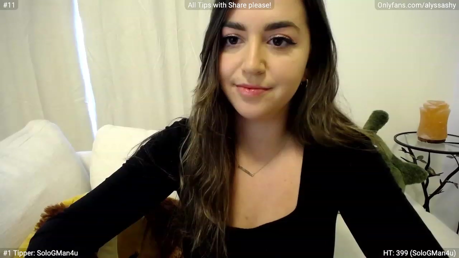 Gallery image thumbnail from AlyssaShy's myfreecams stream on, 03/05/2023, 22:20 image 12 of 20