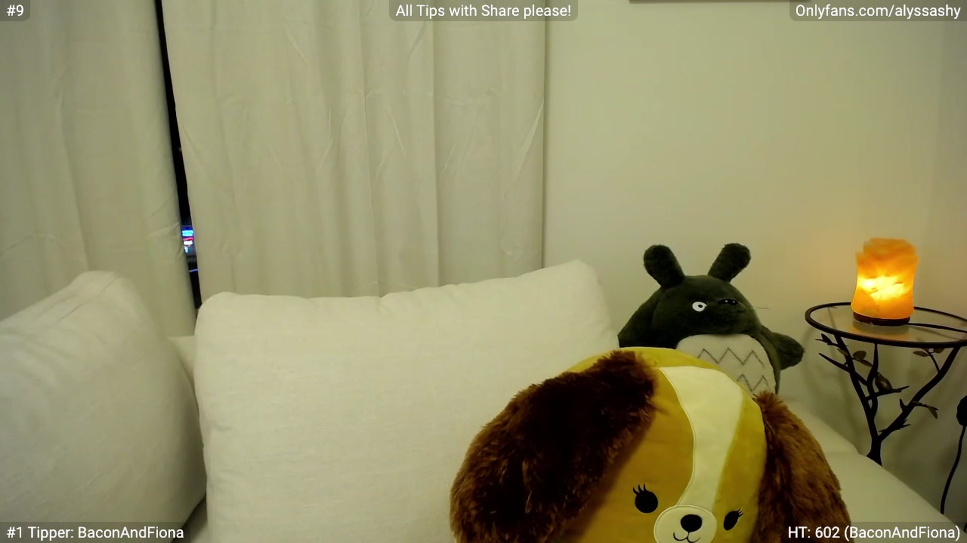 Gallery image thumbnail from AlyssaShy's myfreecams stream on, 03/06/2023, 02:03 image 15 of 20