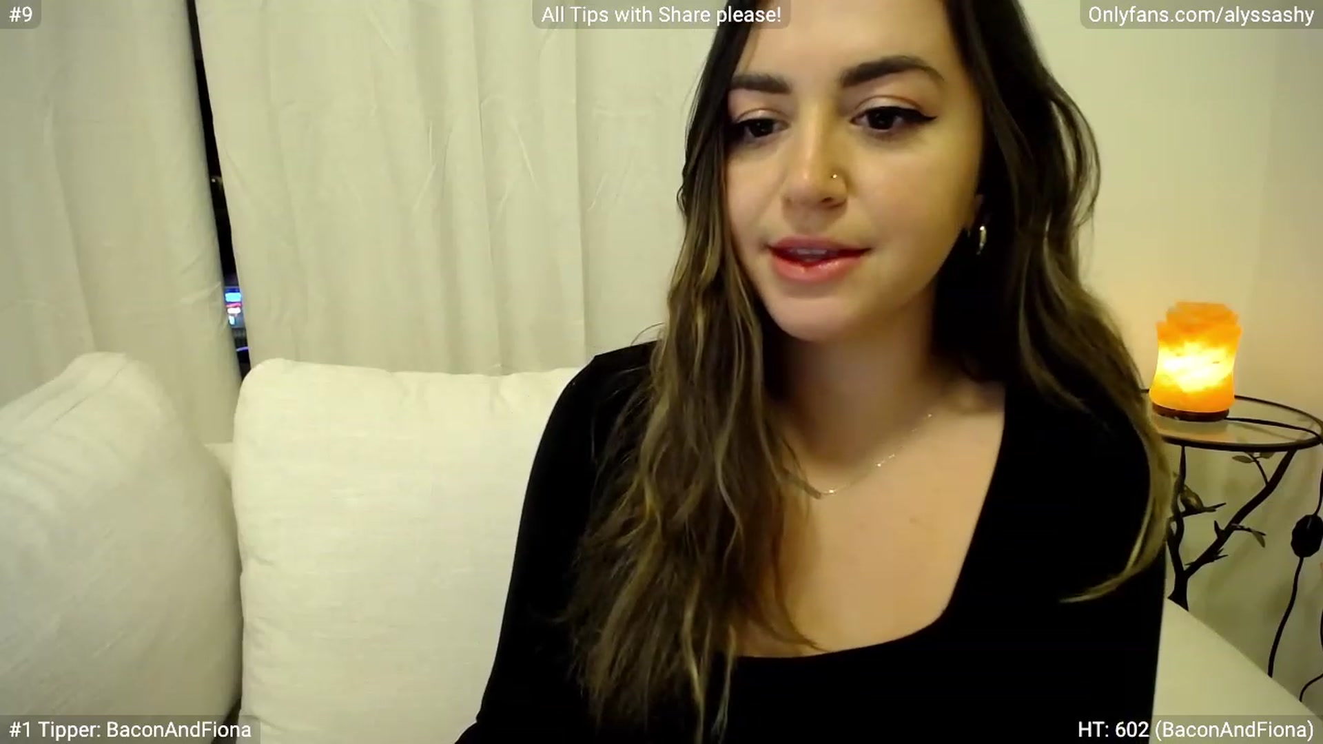 Gallery image thumbnail from AlyssaShy's myfreecams stream on, 03/06/2023, 02:03 image 6 of 20