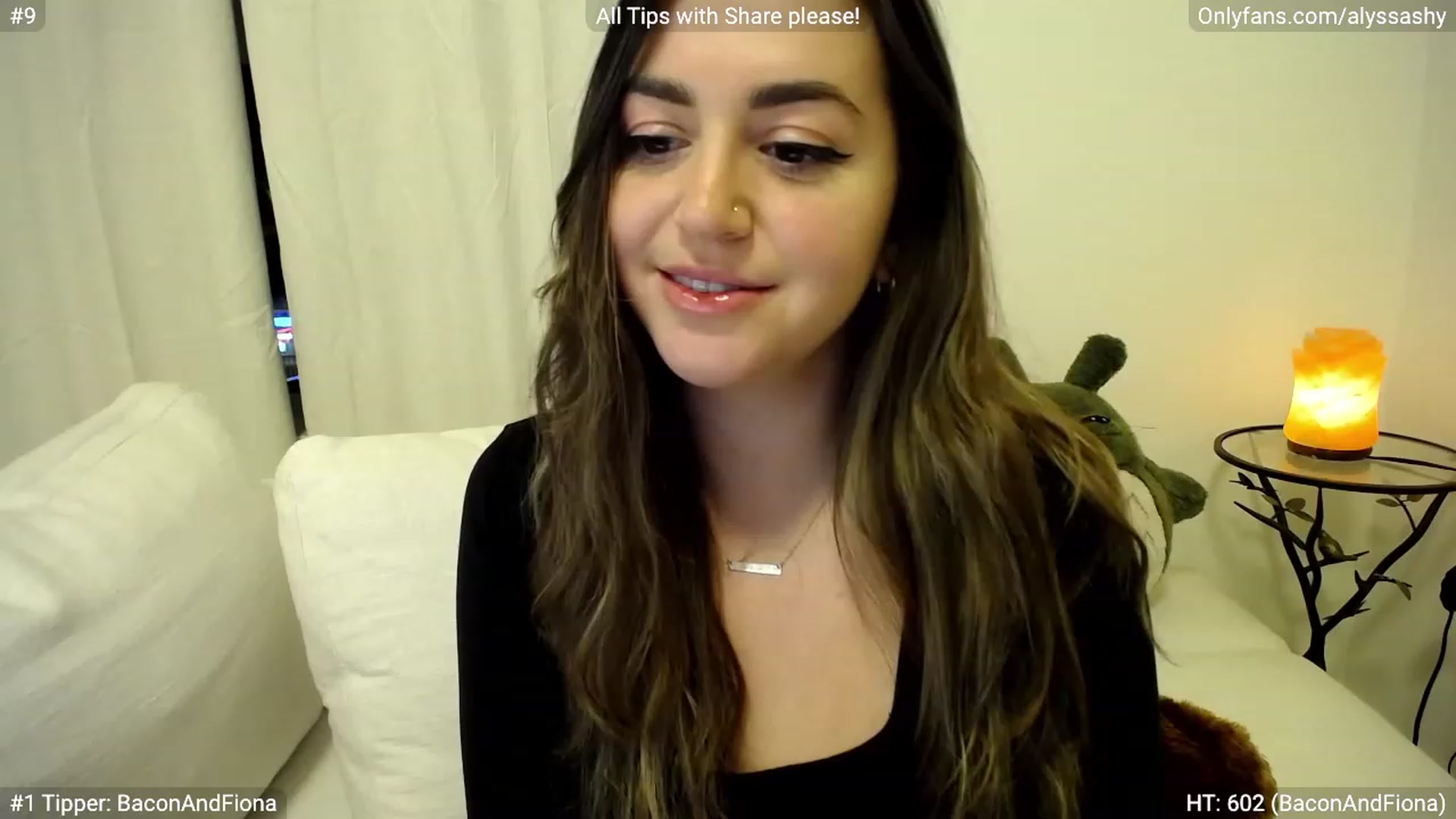 Gallery image thumbnail from AlyssaShy's myfreecams stream on, 03/06/2023, 03:46 image 5 of 20