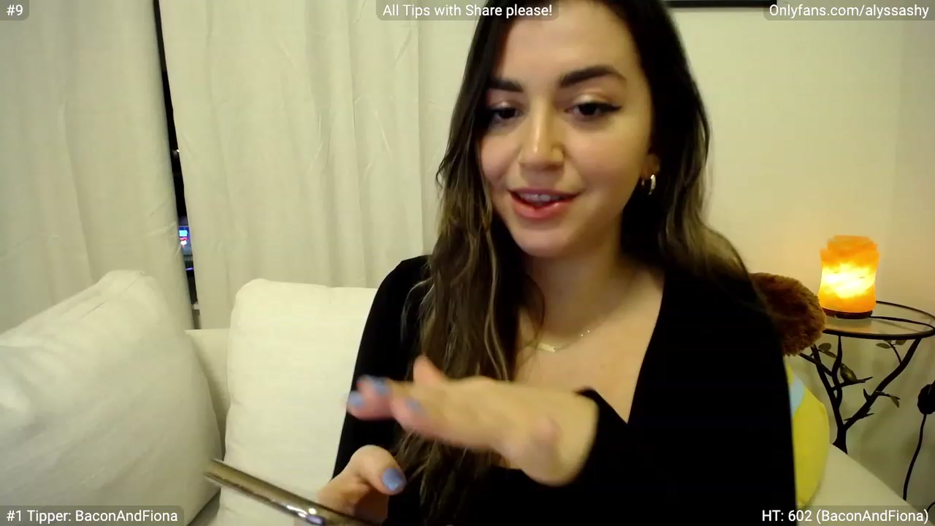 Gallery image thumbnail from AlyssaShy's myfreecams stream on, 03/06/2023, 03:46 image 12 of 20