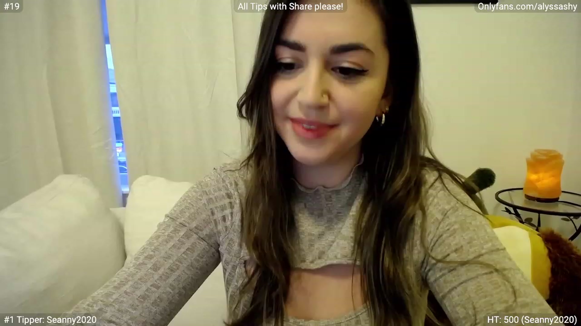 Gallery image thumbnail from AlyssaShy's myfreecams stream on, 03/12/2023, 24:10 image 8 of 20