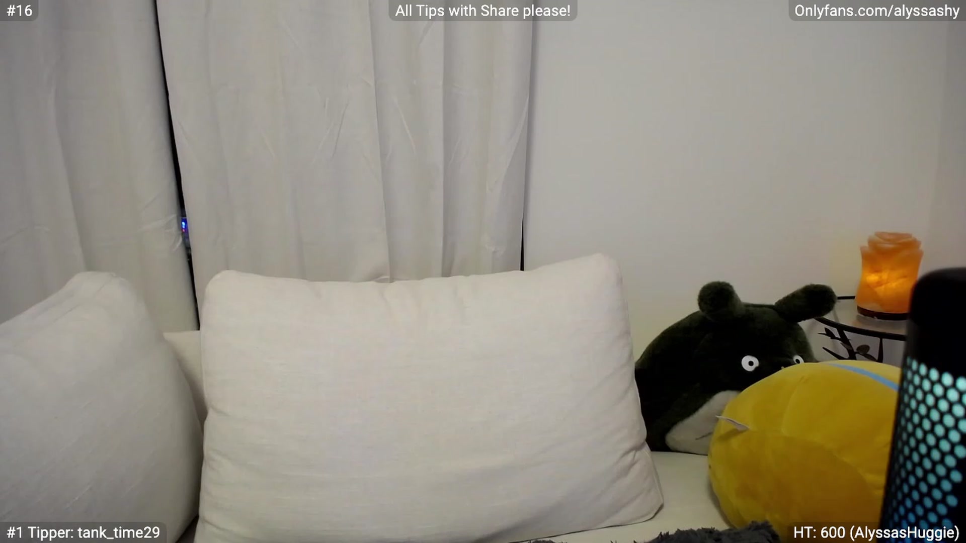 Gallery image thumbnail from AlyssaShy's myfreecams stream on, 03/12/2023, 02:06 image 13 of 20