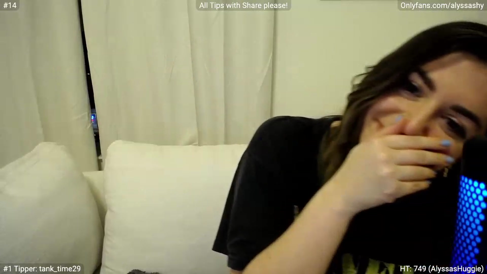 Gallery image thumbnail from AlyssaShy's myfreecams stream on, 03/12/2023, 04:54 image 14 of 20