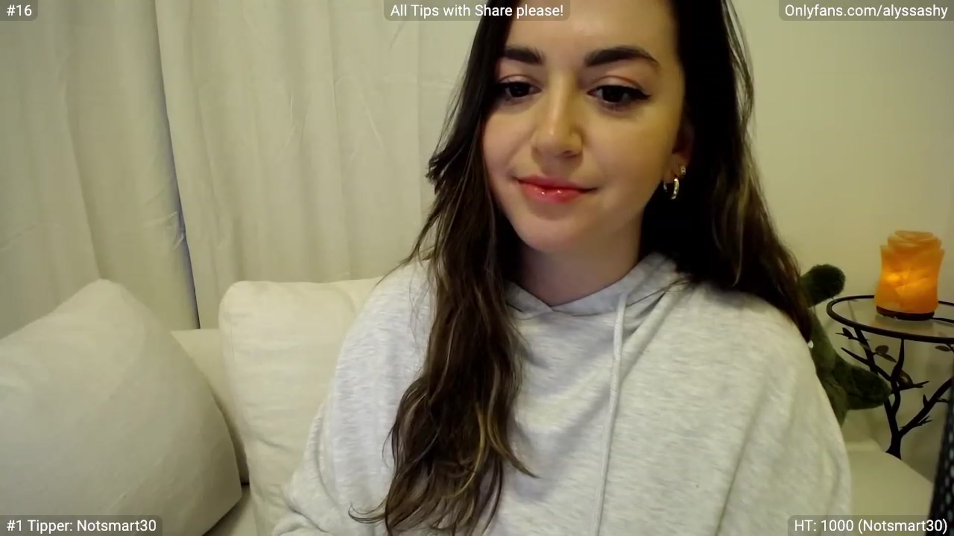 Gallery image thumbnail from AlyssaShy's myfreecams stream on, 03/13/2023, 23:32 image 17 of 20