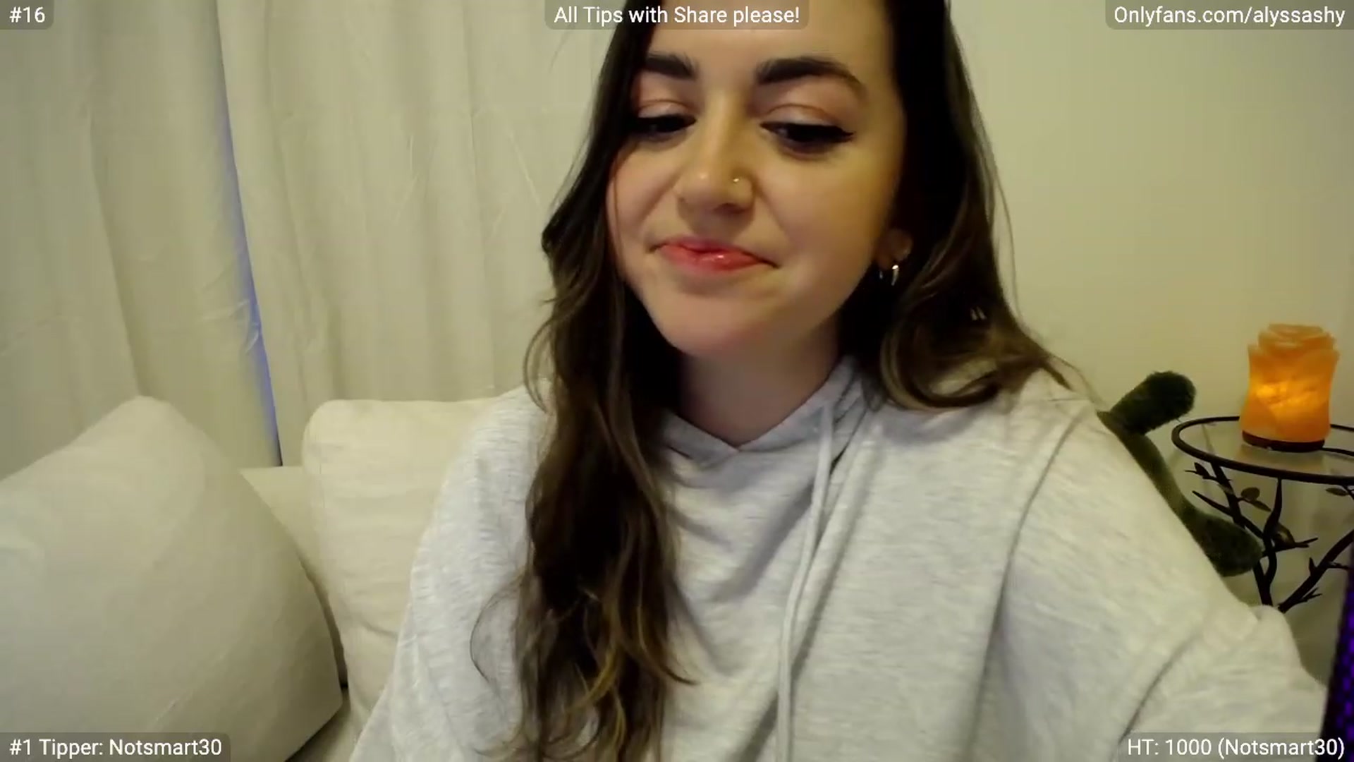 Gallery image thumbnail from AlyssaShy's myfreecams stream on, 03/13/2023, 23:32 image 14 of 20