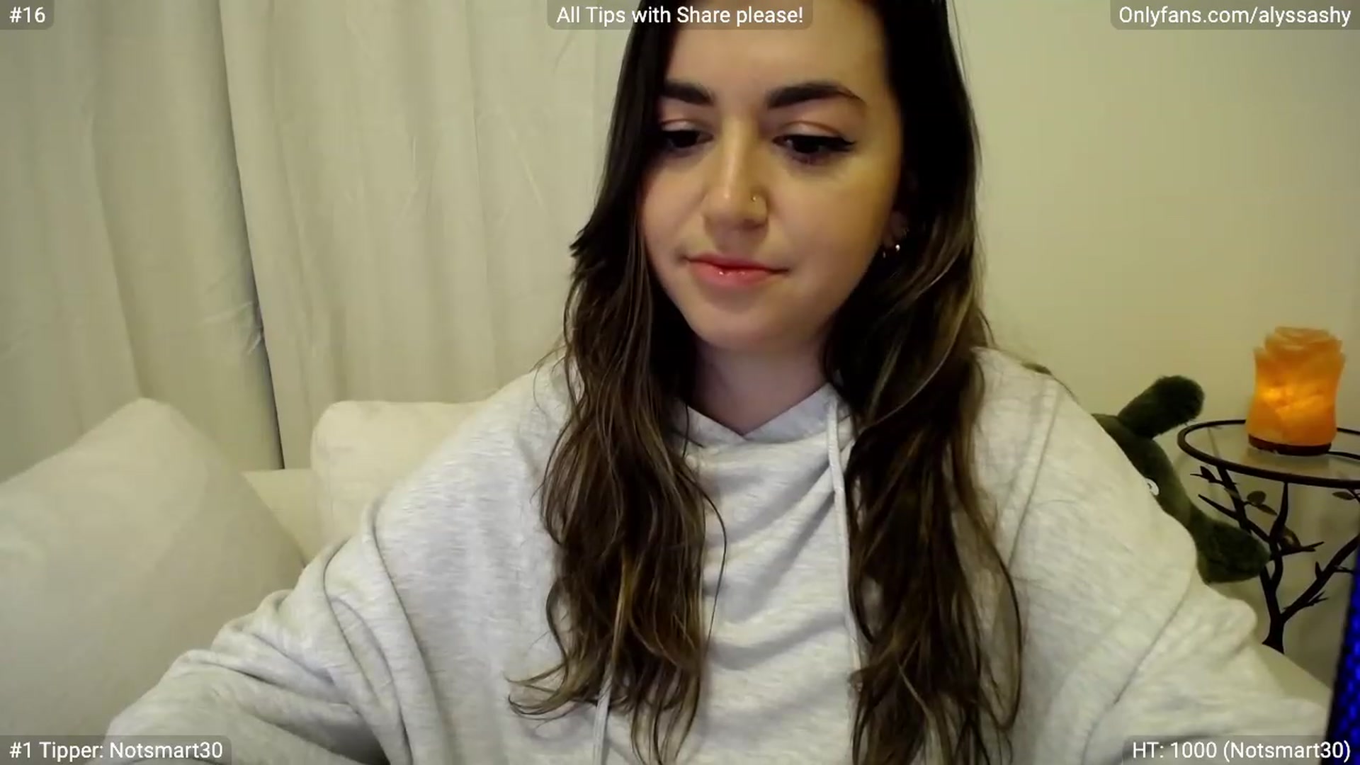 Gallery image thumbnail from AlyssaShy's myfreecams stream on, 03/13/2023, 23:32 image 18 of 20