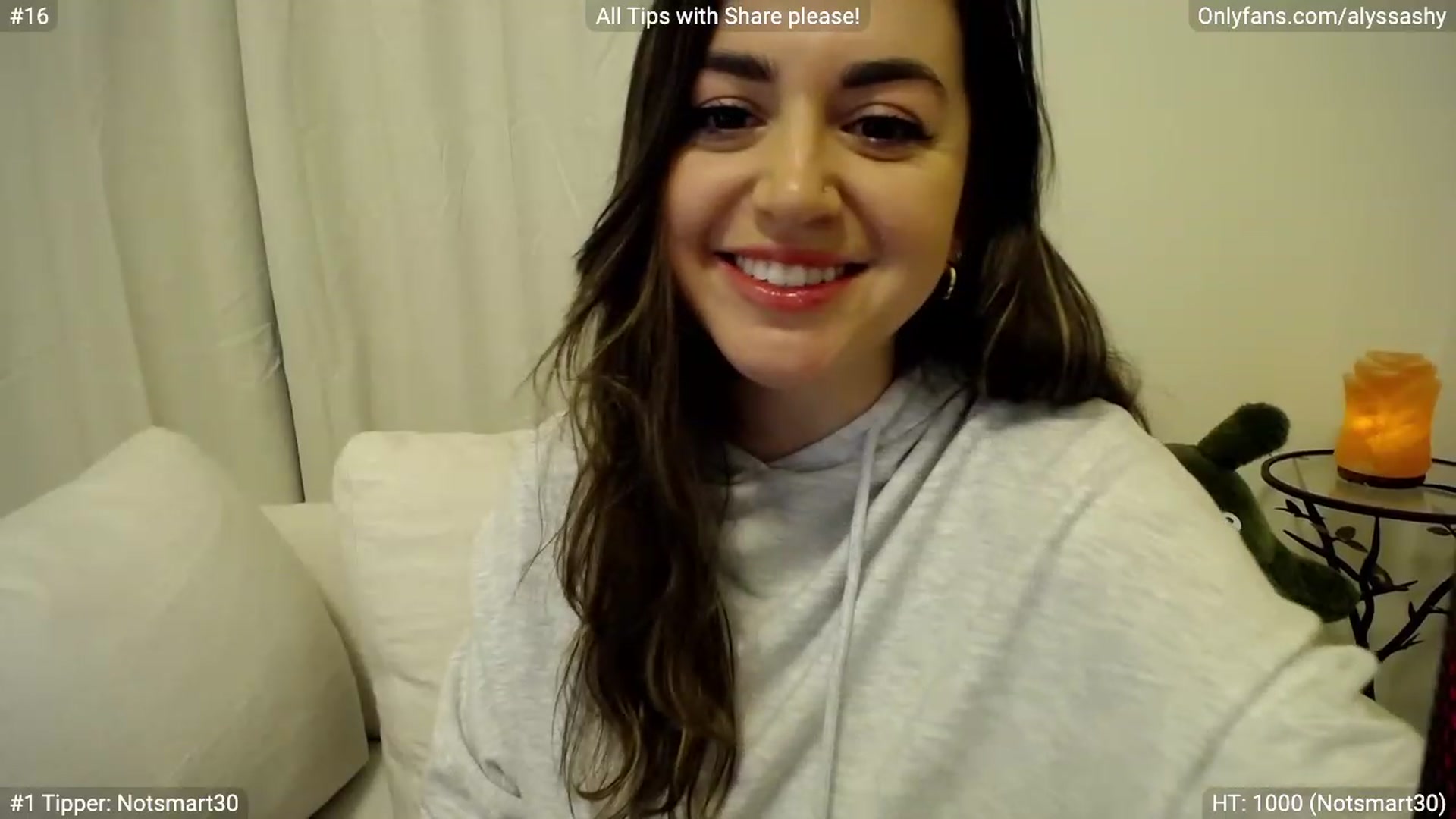 Gallery image thumbnail from AlyssaShy's myfreecams stream on, 03/13/2023, 23:32 image 19 of 20