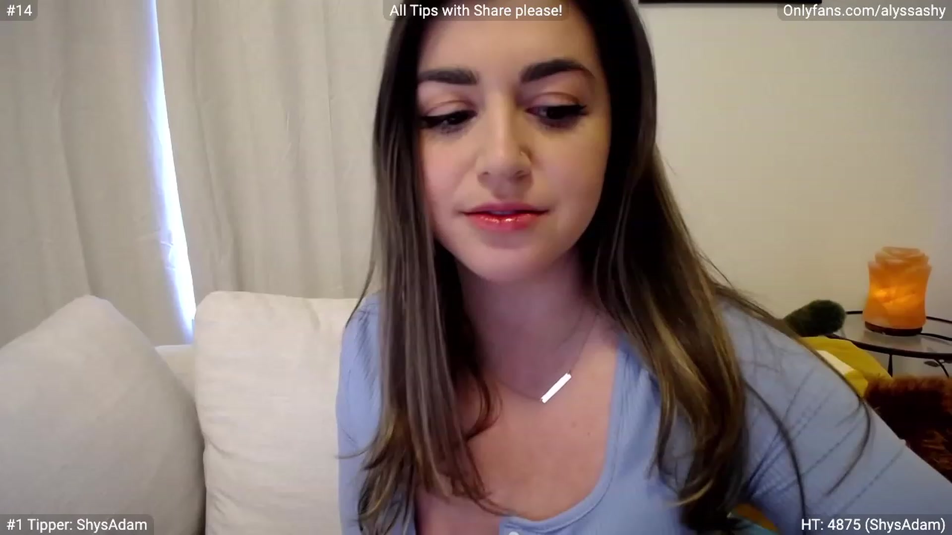 Gallery image thumbnail from AlyssaShy's myfreecams stream on, 03/14/2023, 22:15 image 3 of 20