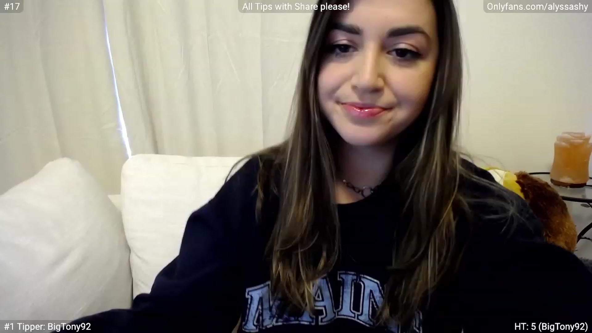 Gallery image thumbnail from AlyssaShy's myfreecams stream on, 03/16/2023, 21:04 image 7 of 20