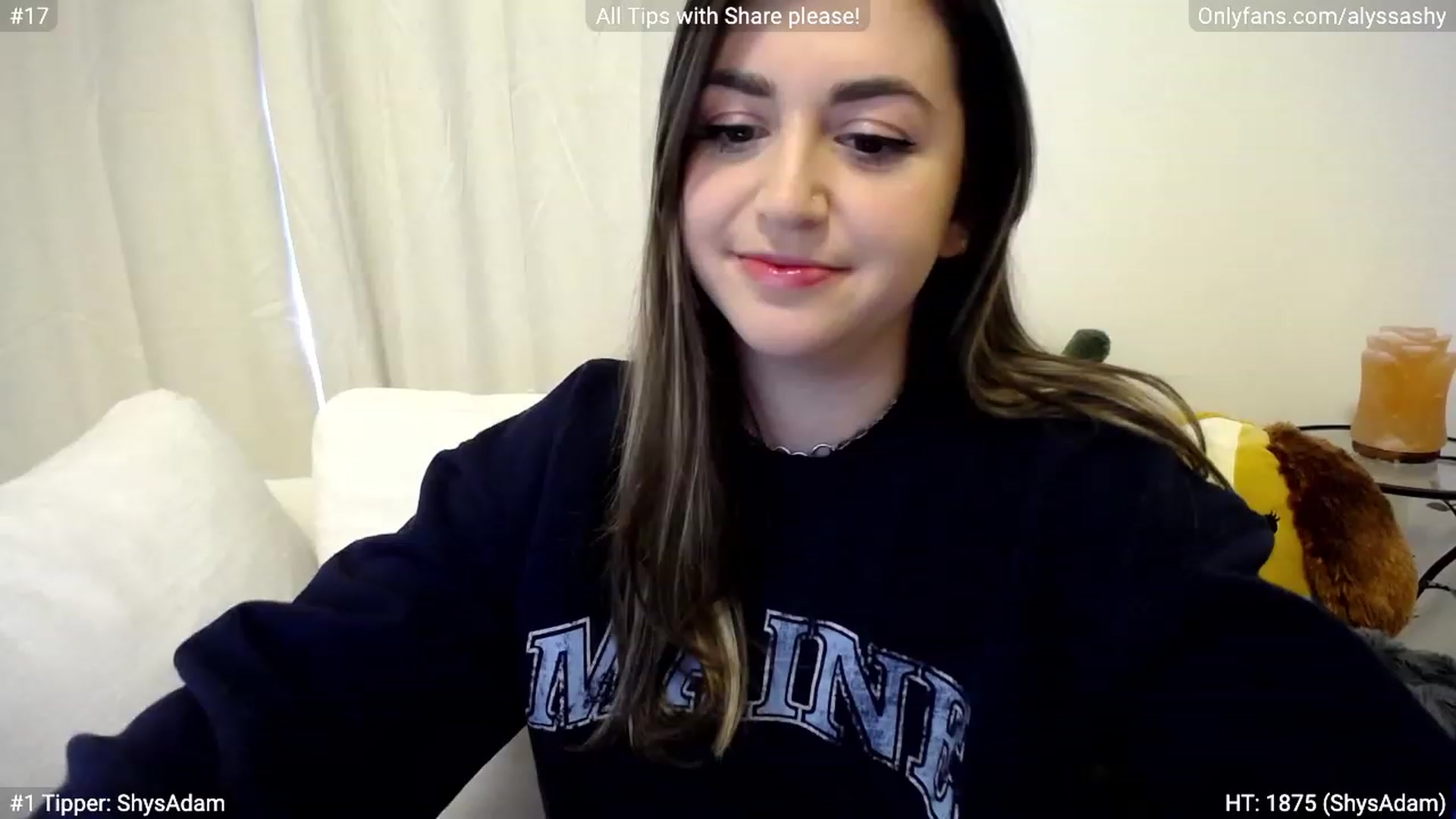Gallery image thumbnail from AlyssaShy's myfreecams stream on, 03/16/2023, 21:04 image 15 of 20