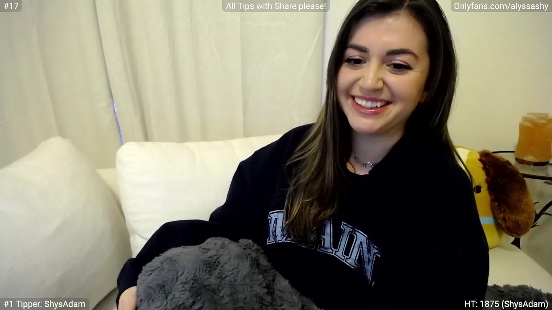 Gallery image thumbnail from AlyssaShy's myfreecams stream on, 03/16/2023, 23:19 image 19 of 20