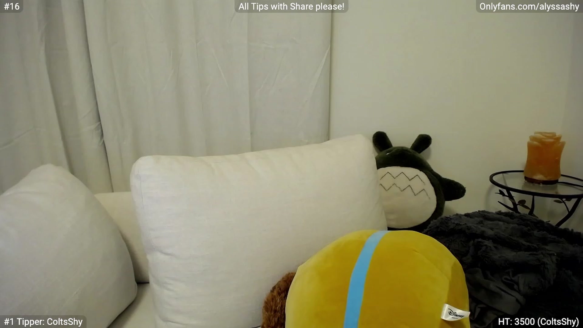 Gallery image thumbnail from AlyssaShy's myfreecams stream on, 03/18/2023, 01:23 image 14 of 20