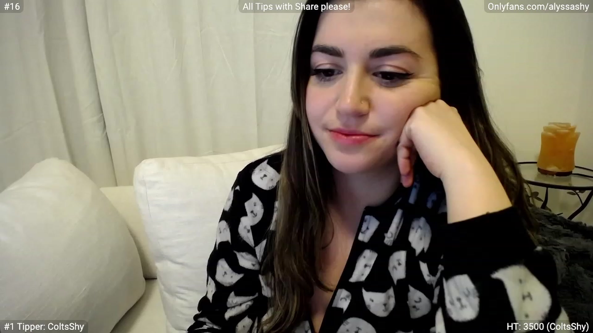 Gallery image thumbnail from AlyssaShy's myfreecams stream on, 03/18/2023, 02:04 image 17 of 20