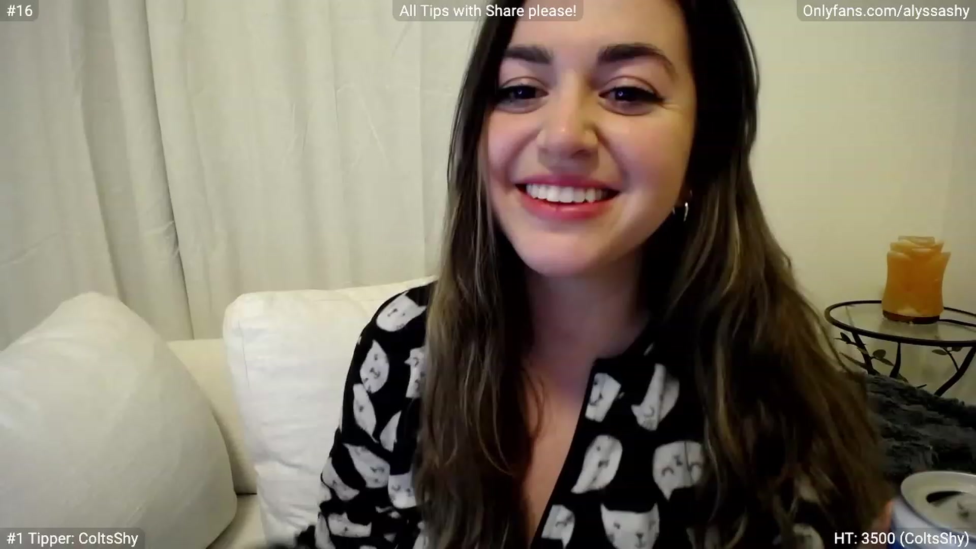 Gallery image thumbnail from AlyssaShy's myfreecams stream on, 03/18/2023, 02:04 image 9 of 20