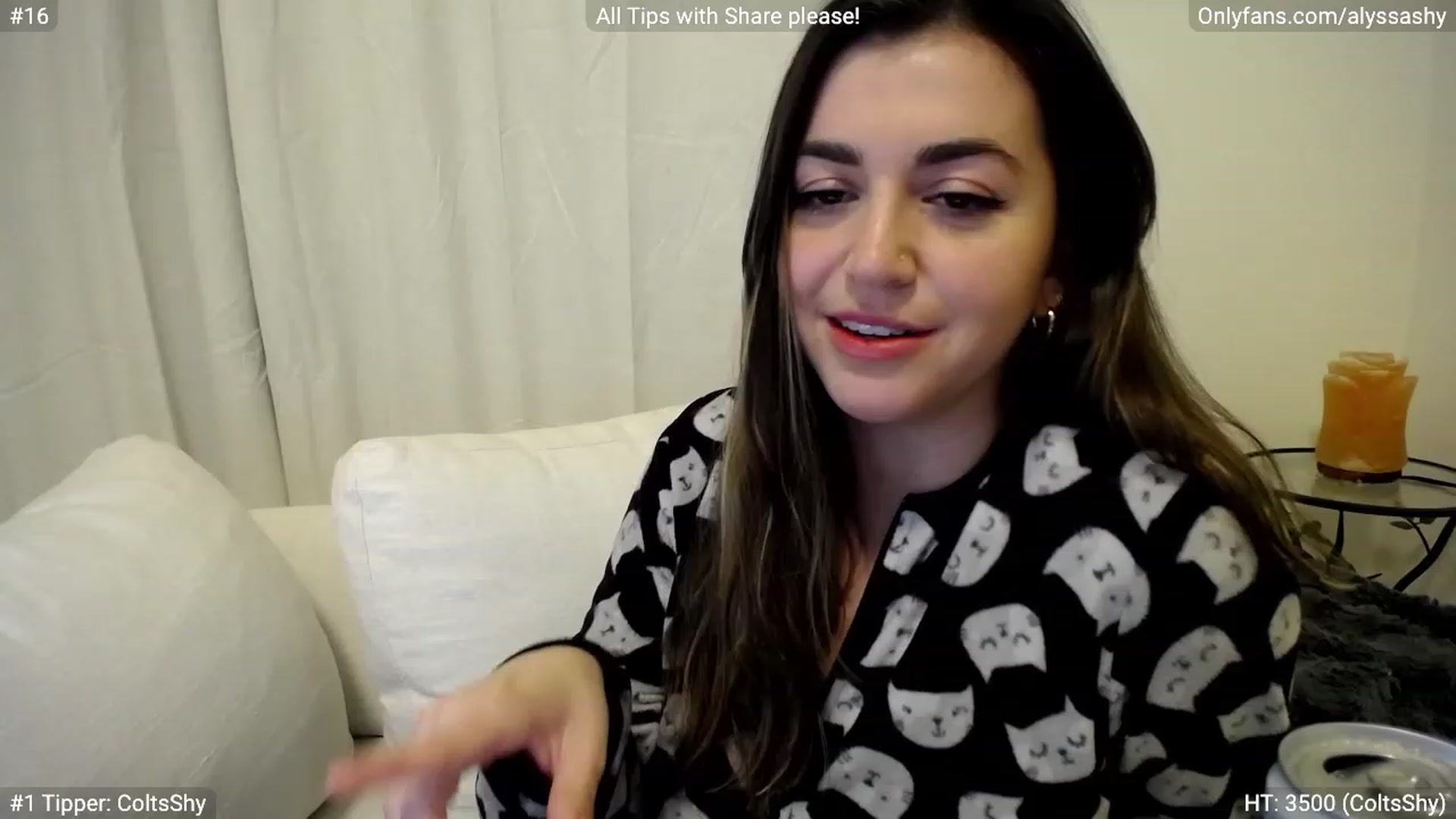 Gallery image thumbnail from AlyssaShy's myfreecams stream on, 03/18/2023, 02:04 image 10 of 20
