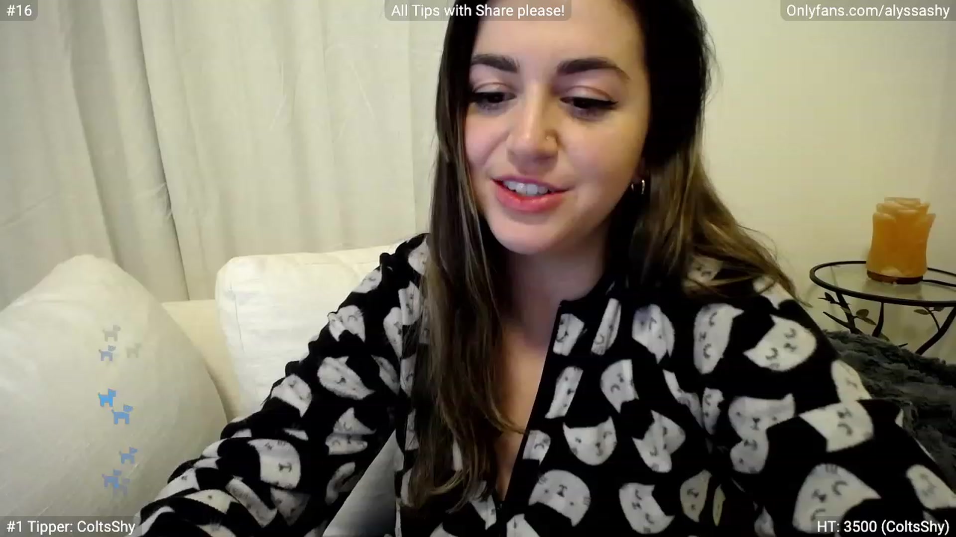 Gallery image thumbnail from AlyssaShy's myfreecams stream on, 03/18/2023, 02:04 image 16 of 20