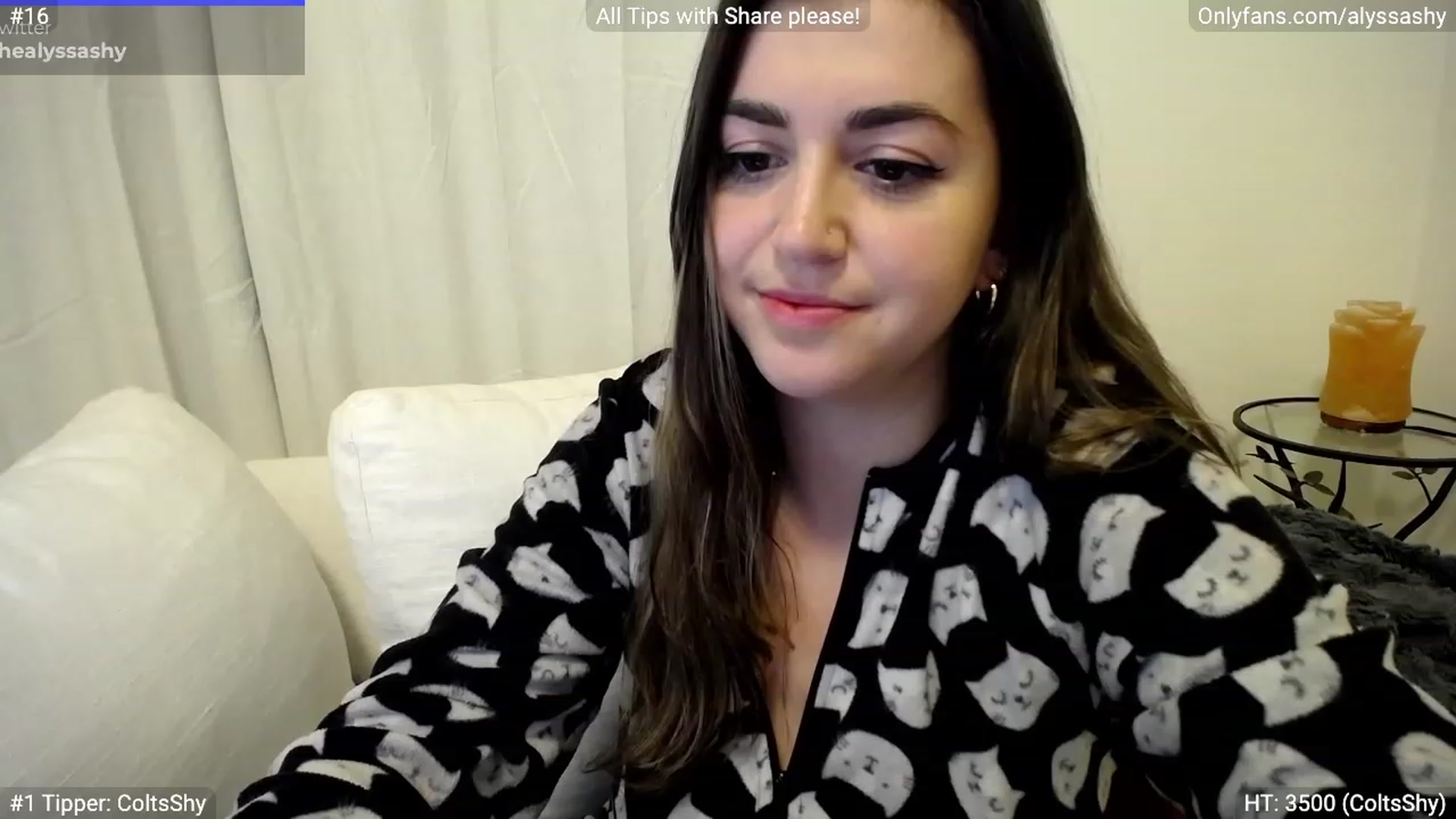 Gallery image thumbnail from AlyssaShy's myfreecams stream on, 03/18/2023, 02:04 image 12 of 20