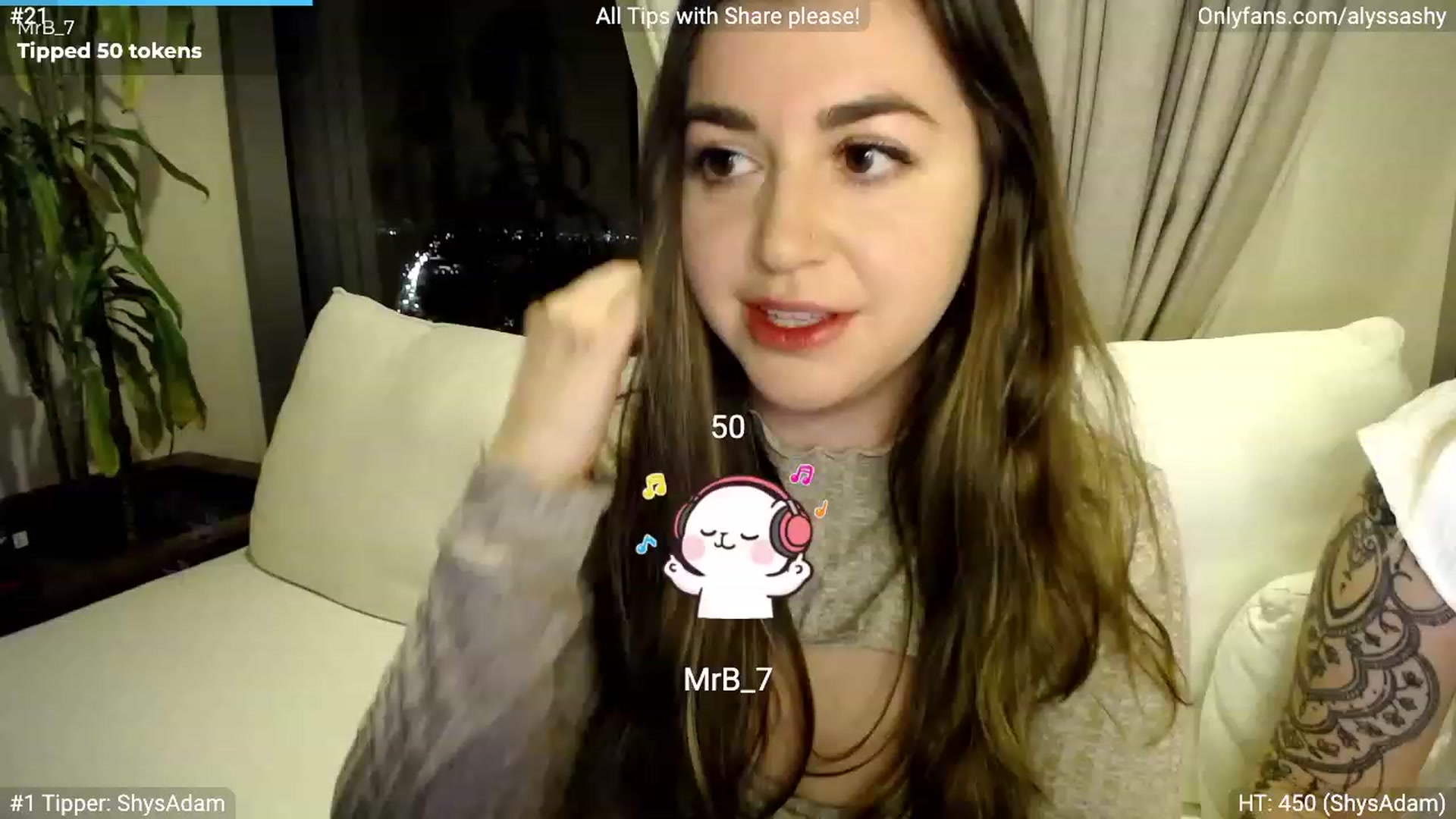 Gallery image thumbnail from AlyssaShy's myfreecams stream on, 03/19/2023, 05:25 image 9 of 20