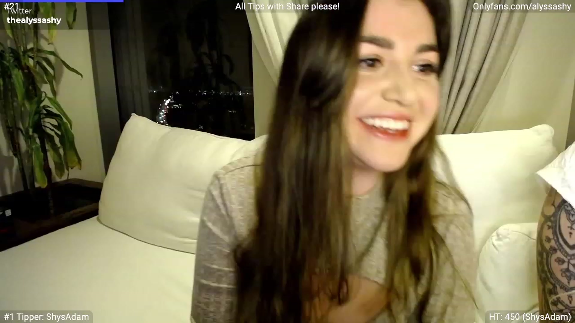 Gallery image thumbnail from AlyssaShy's myfreecams stream on, 03/19/2023, 05:25 image 8 of 20