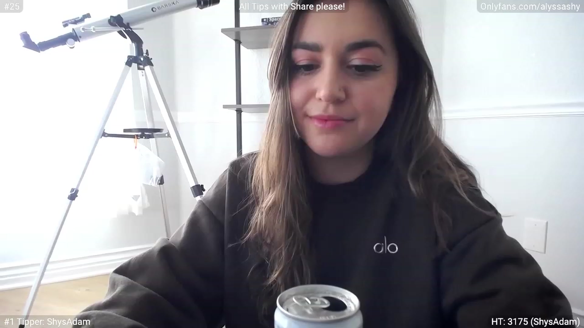 Gallery image thumbnail from AlyssaShy's myfreecams stream on, 03/22/2023, 24:04 image 2 of 20