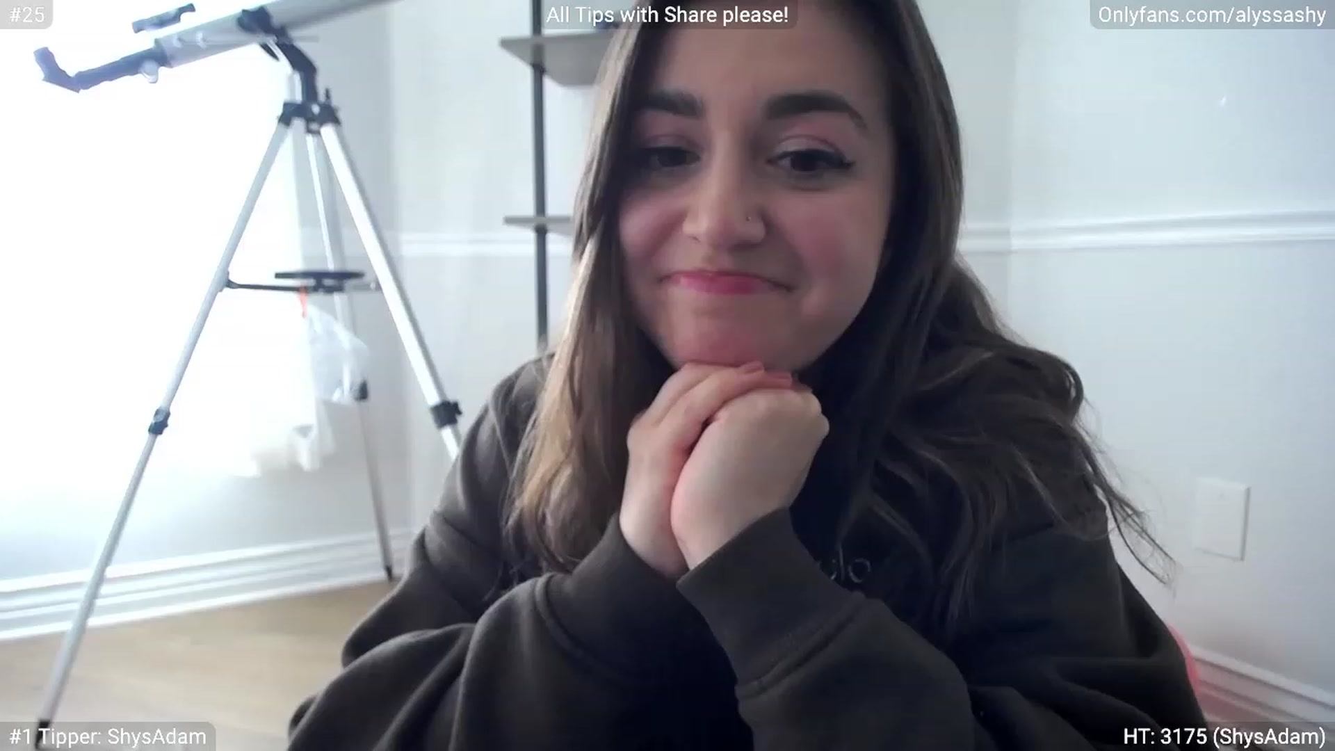 Gallery image thumbnail from AlyssaShy's myfreecams stream on, 03/22/2023, 24:04 image 18 of 20
