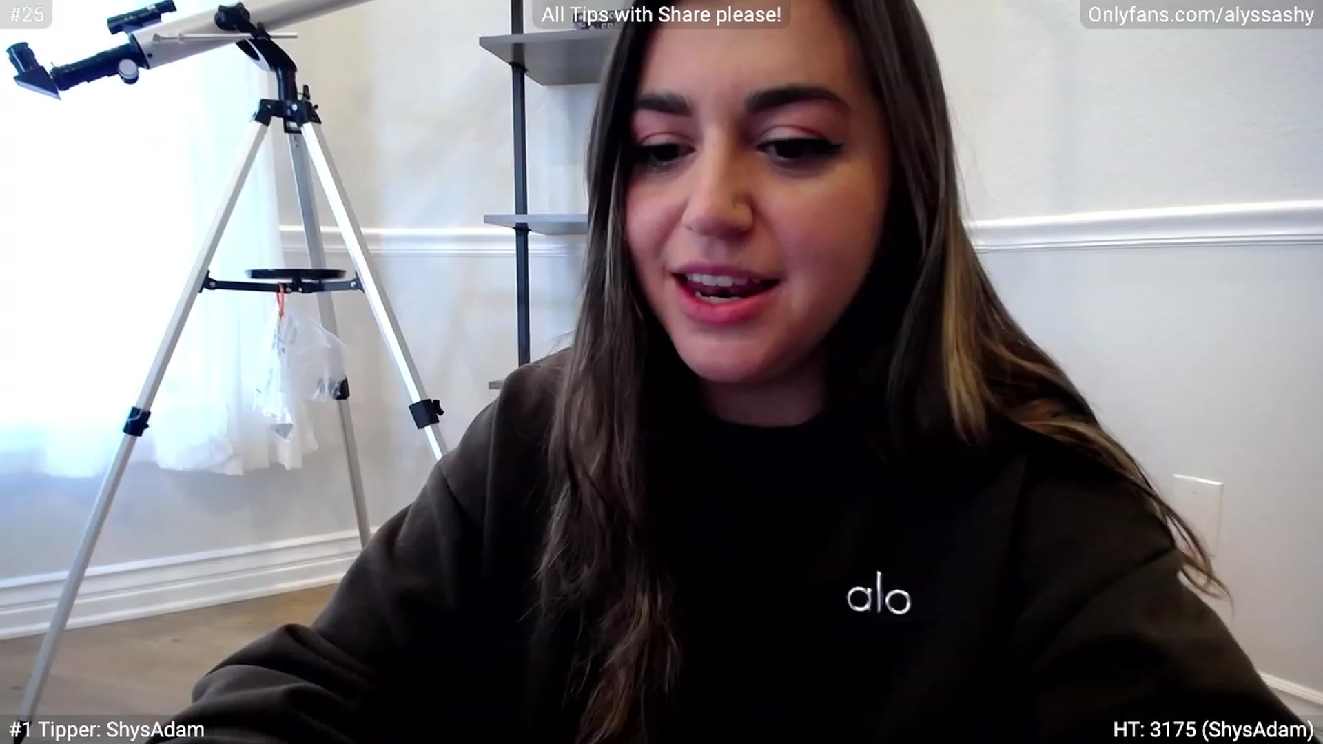 Gallery image thumbnail from AlyssaShy's myfreecams stream on, 03/22/2023, 24:51 image 15 of 20