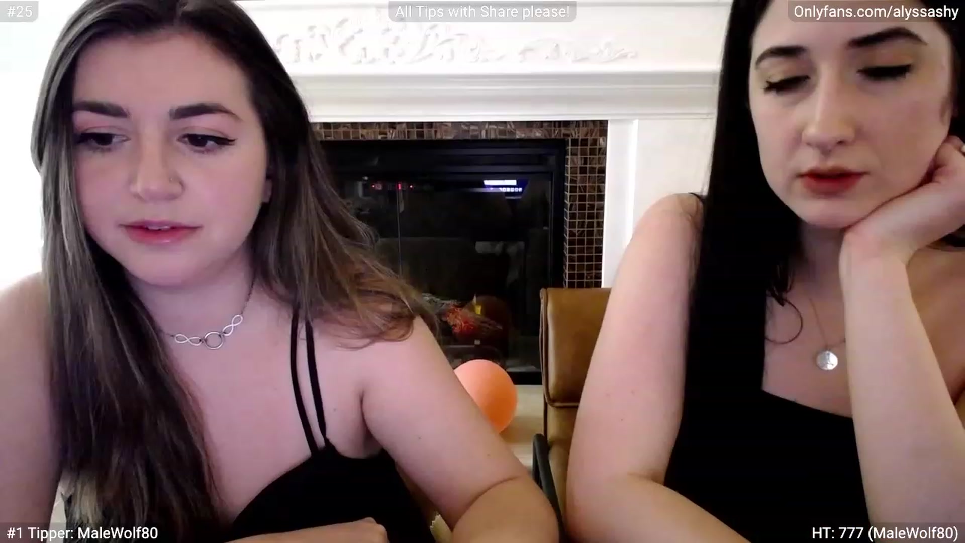 Gallery image thumbnail from AlyssaShy's myfreecams stream on, 03/23/2023, 04:05 image 1 of 20
