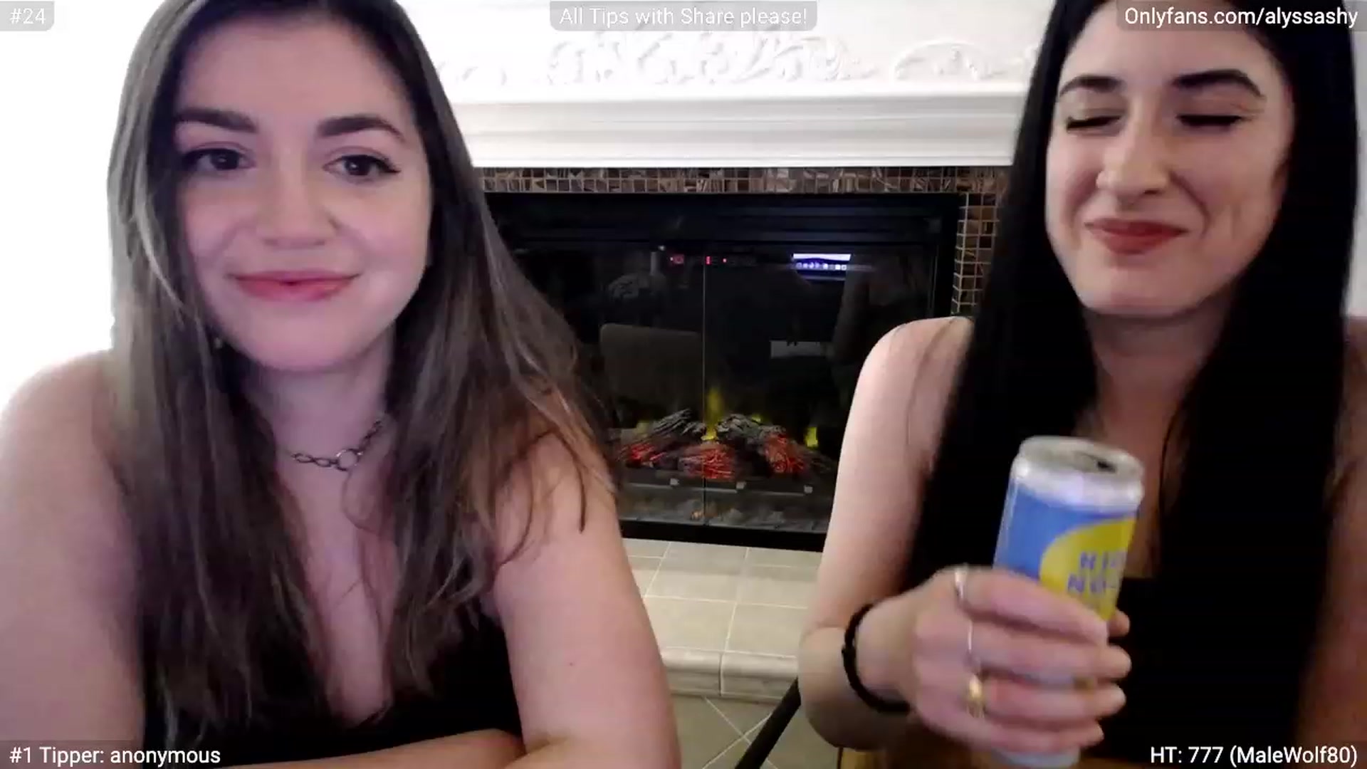 Gallery image thumbnail from AlyssaShy's myfreecams stream on, 03/23/2023, 04:05 image 17 of 20