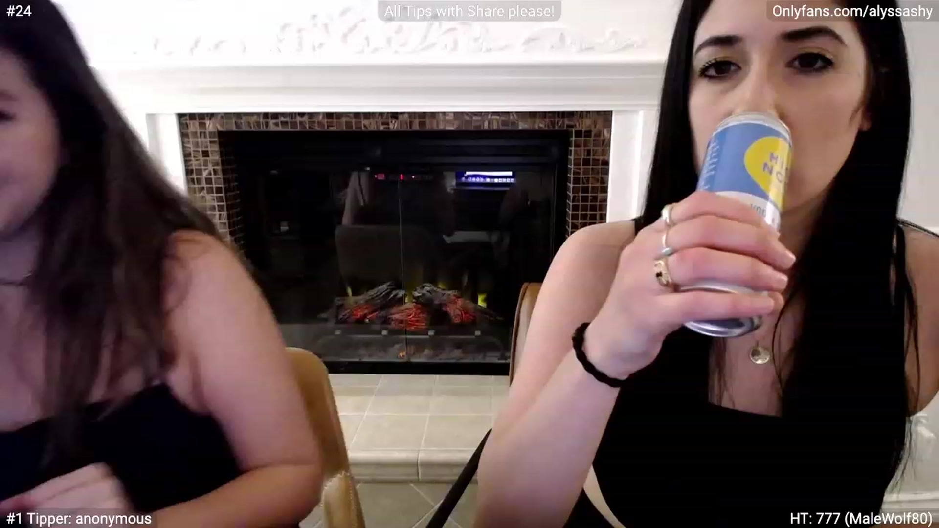 Gallery image thumbnail from AlyssaShy's myfreecams stream on, 03/23/2023, 04:05 image 15 of 20